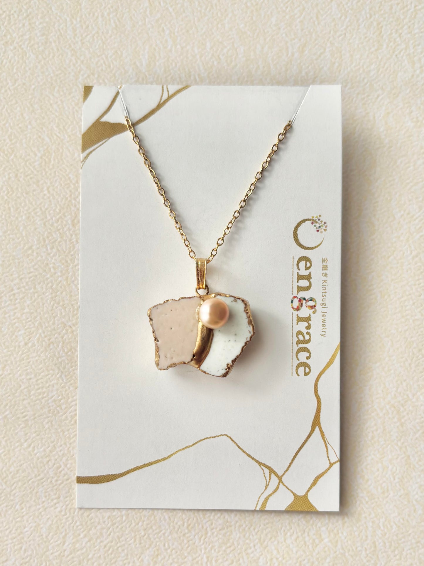 萩焼　金継ぎ　ネックレス　サージカルステンレスチェーン　アレルギー対応　18K　ピンク　白　淡水パール　天然石　伝統工芸　＃399