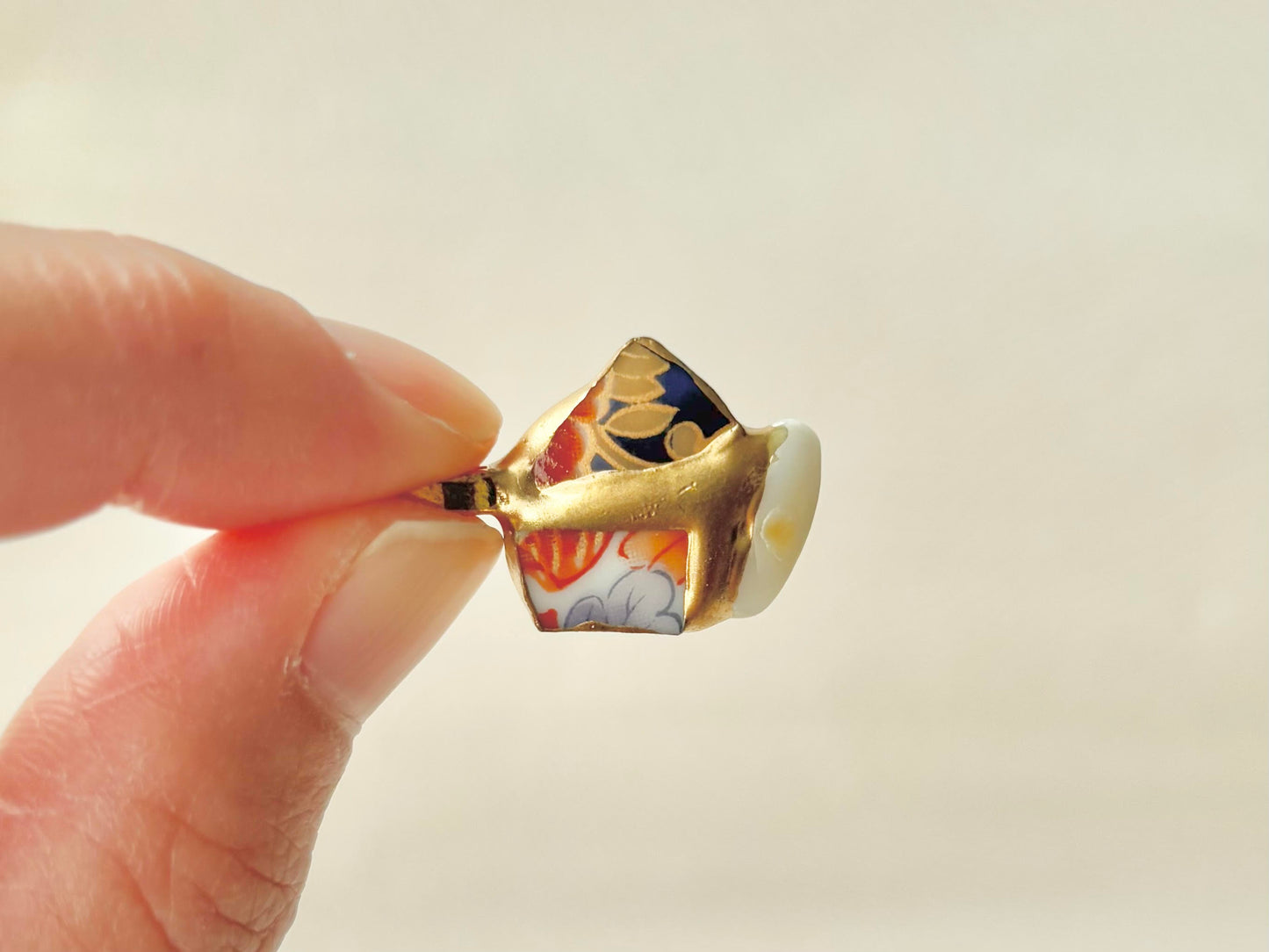 有田焼　金継ぎ　ネックレス　サージカルステンレスチェーン　アレルギー対応　18K　花柄　リーフ柄　マザーオブパール　天然石　伝統工芸　＃402