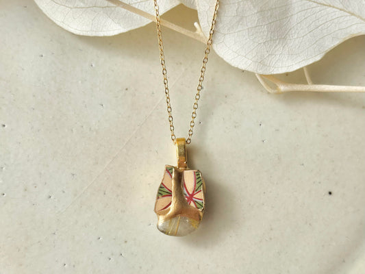 有田焼　金継ぎ　ネックレス　サージカルステンレスチェーン　アレルギー対応　18K　リーフ柄　ゴールドルチルクォーツ　天然石　伝統工芸　＃406