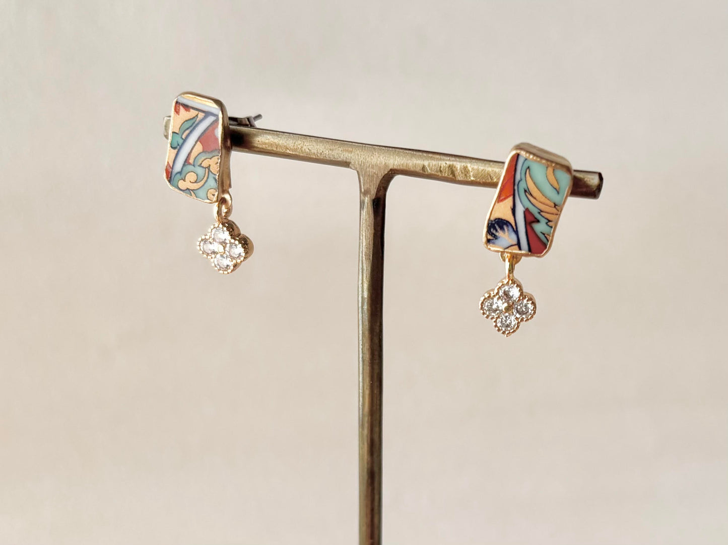 有田焼 　金継ぎ　サージカルステンレスピアス　リーフ柄　和柄　揺れる　伝統工芸　＃415