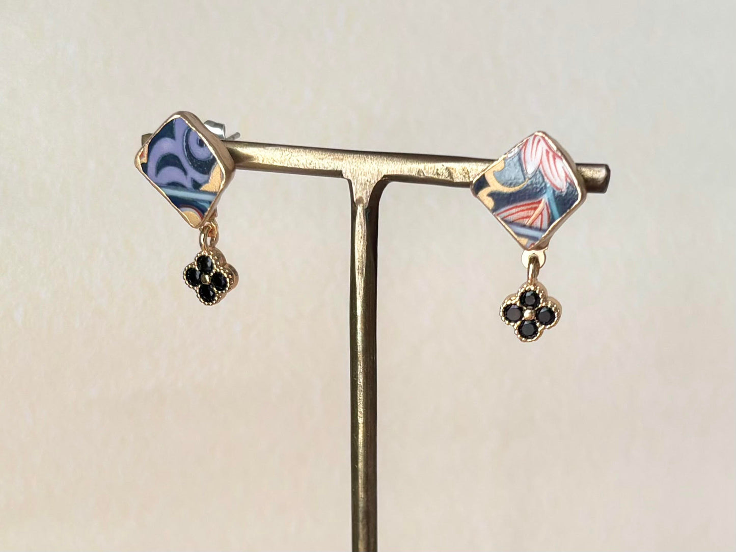 有田焼 　金継ぎ　サージカルステンレスピアス　リーフ柄　和柄　揺れる　伝統工芸　＃417