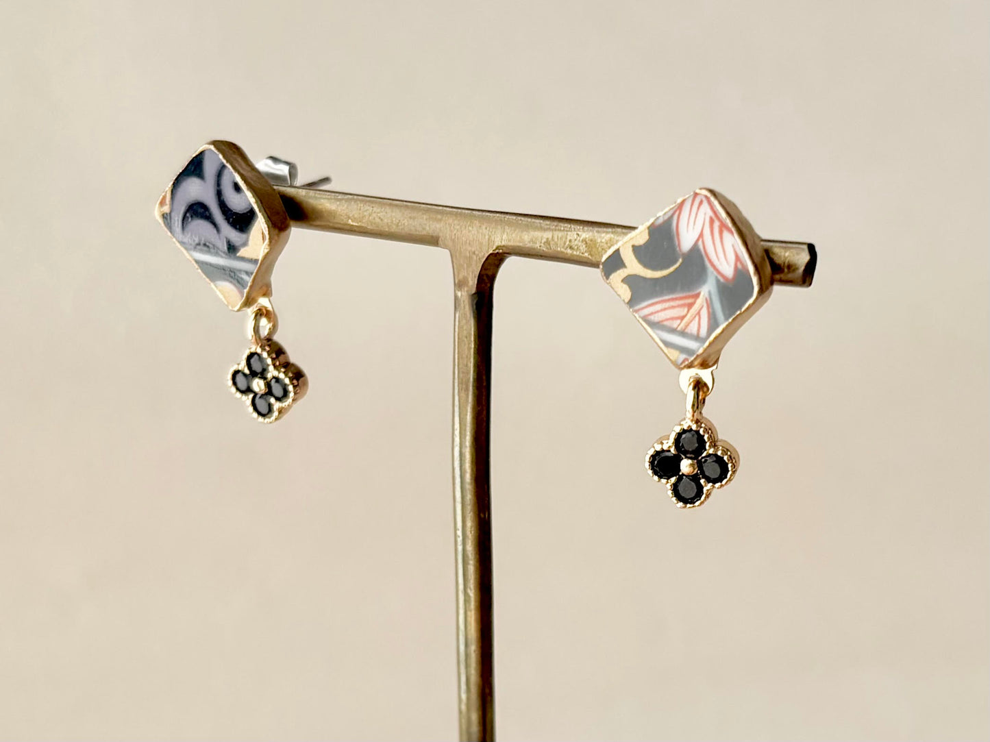 有田焼 　金継ぎ　サージカルステンレスピアス　リーフ柄　和柄　揺れる　伝統工芸　＃417