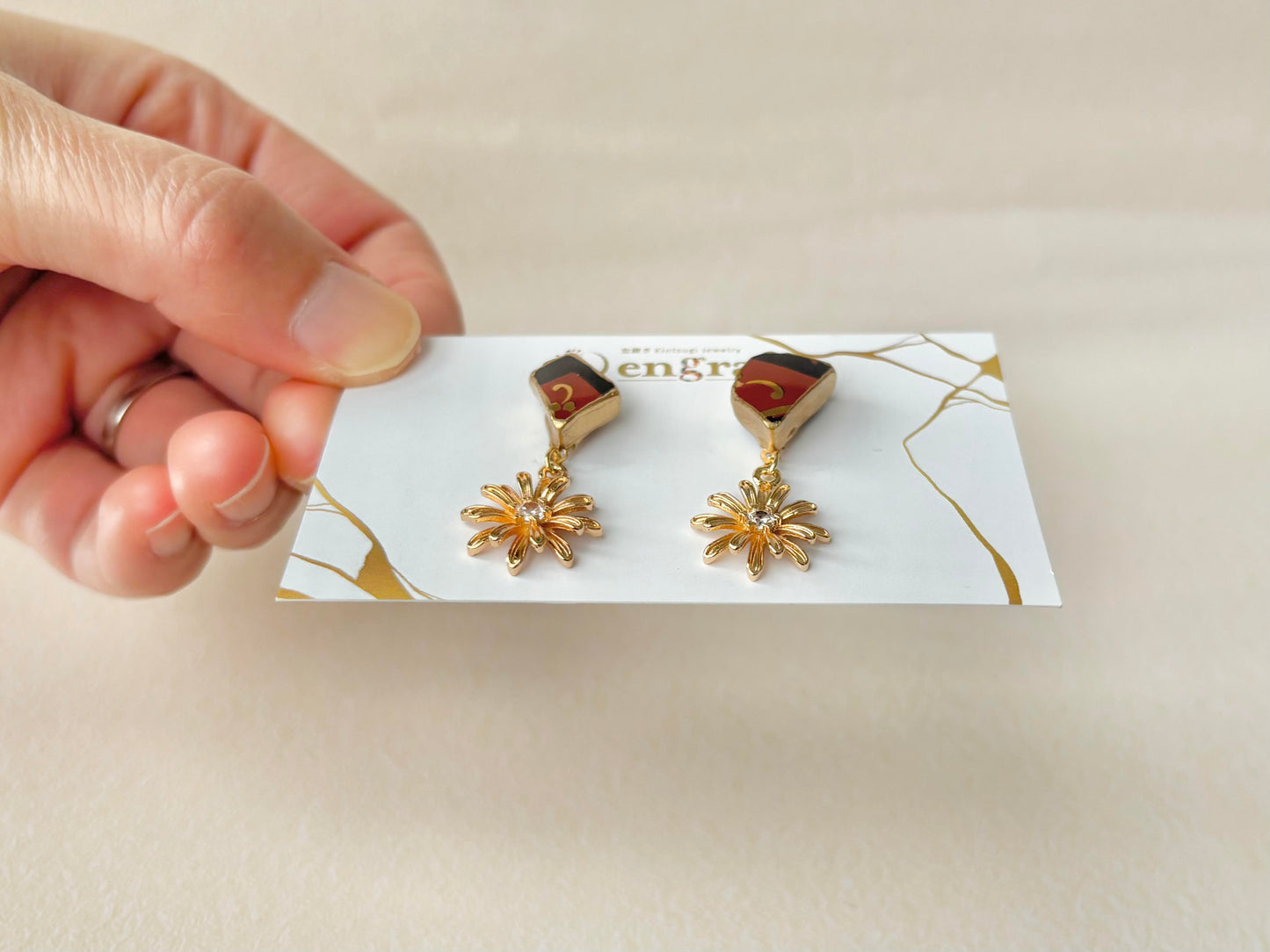 有田焼 　金継ぎ　サージカルステンレスピアス　和柄　揺れる　伝統工芸　＃419