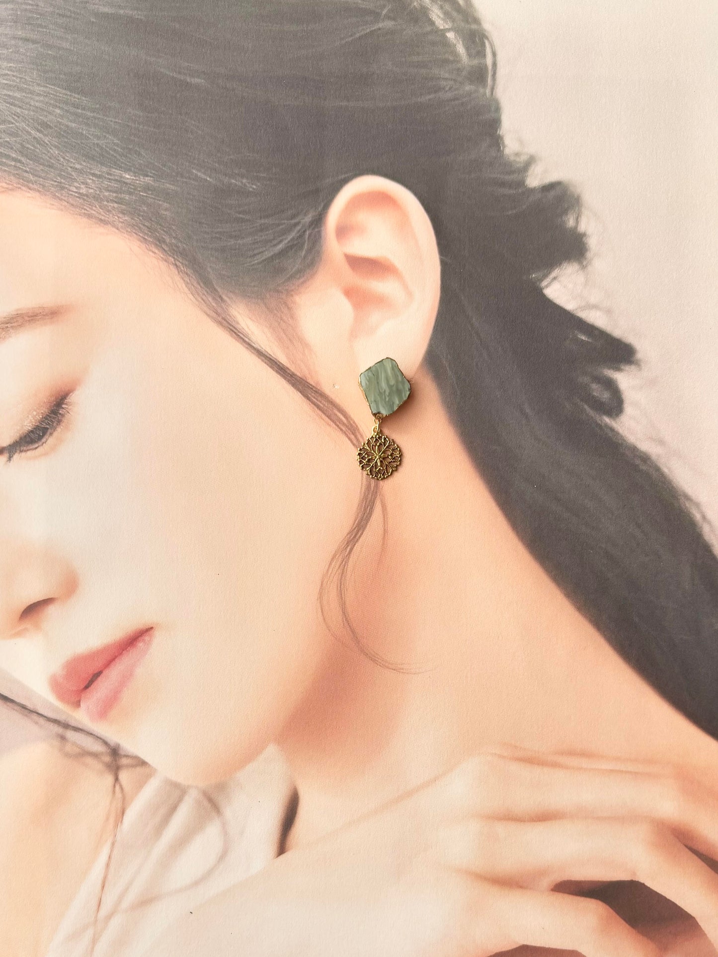 萩焼　金継ぎ　サージカルステンレスピアス　グレー　ゴールド　揺れる　 伝統工芸　＃429