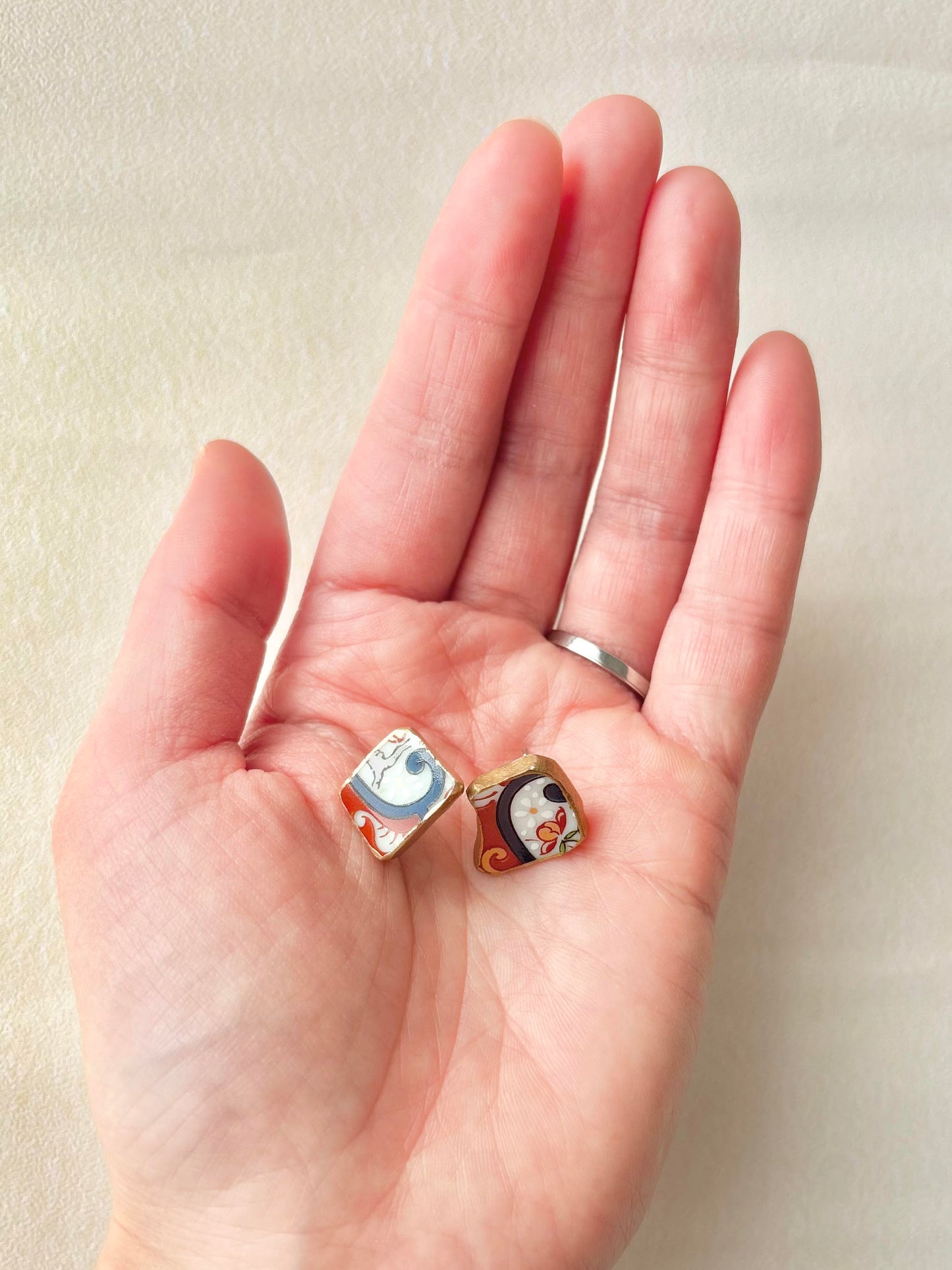 有田焼 　金継ぎ　サージカルステンレスピアス　花柄　リーフ柄　和柄　伝統工芸　＃432