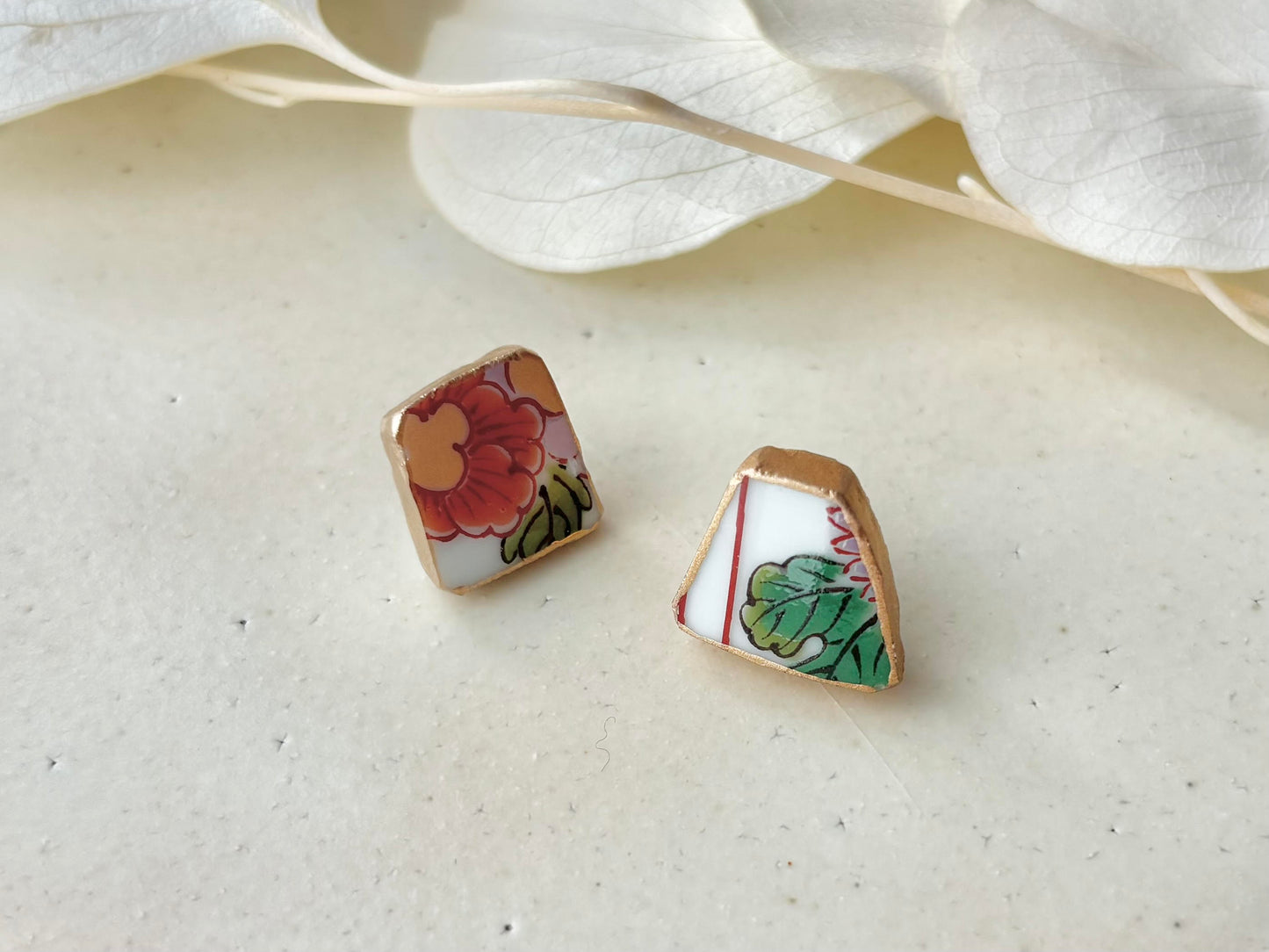 有田焼 　金継ぎ　サージカルステンレスピアス　花柄　リーフ柄　伝統工芸　＃433