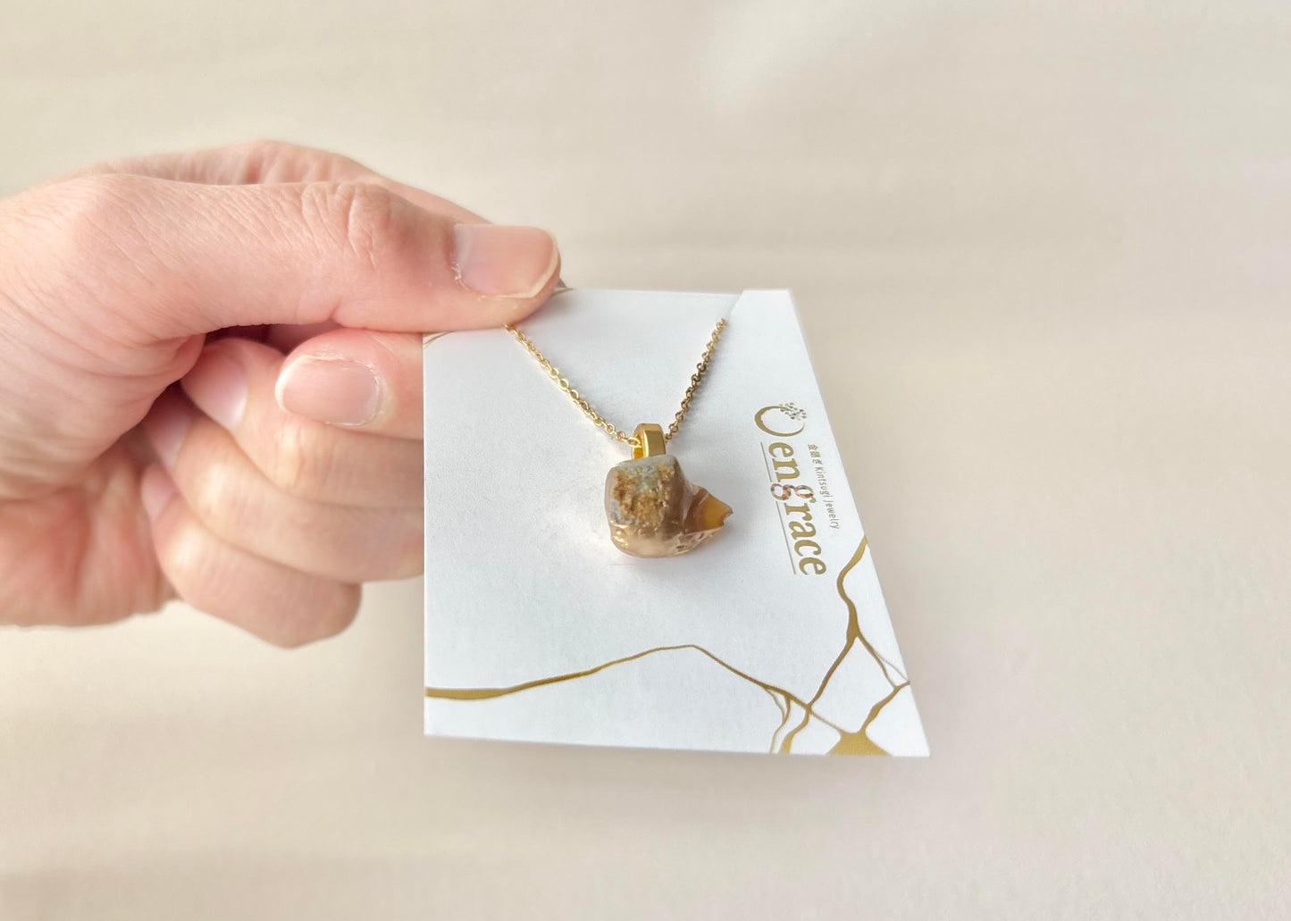 備前焼　金継ぎ　ネックレス　サージカルステンレスチェーン　アレルギー対応　18K　グレー　茶色　カーネリアン　天然石　伝統工芸　＃440