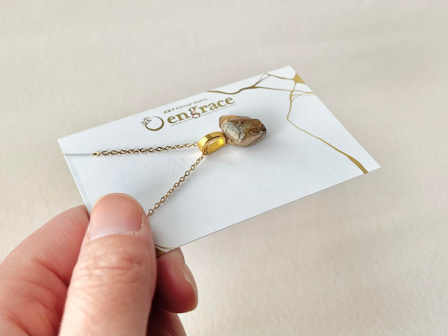 備前焼　金継ぎ　ネックレス　サージカルステンレスチェーン　アレルギー対応　18K　グレー　茶色　カーネリアン　天然石　伝統工芸　＃440