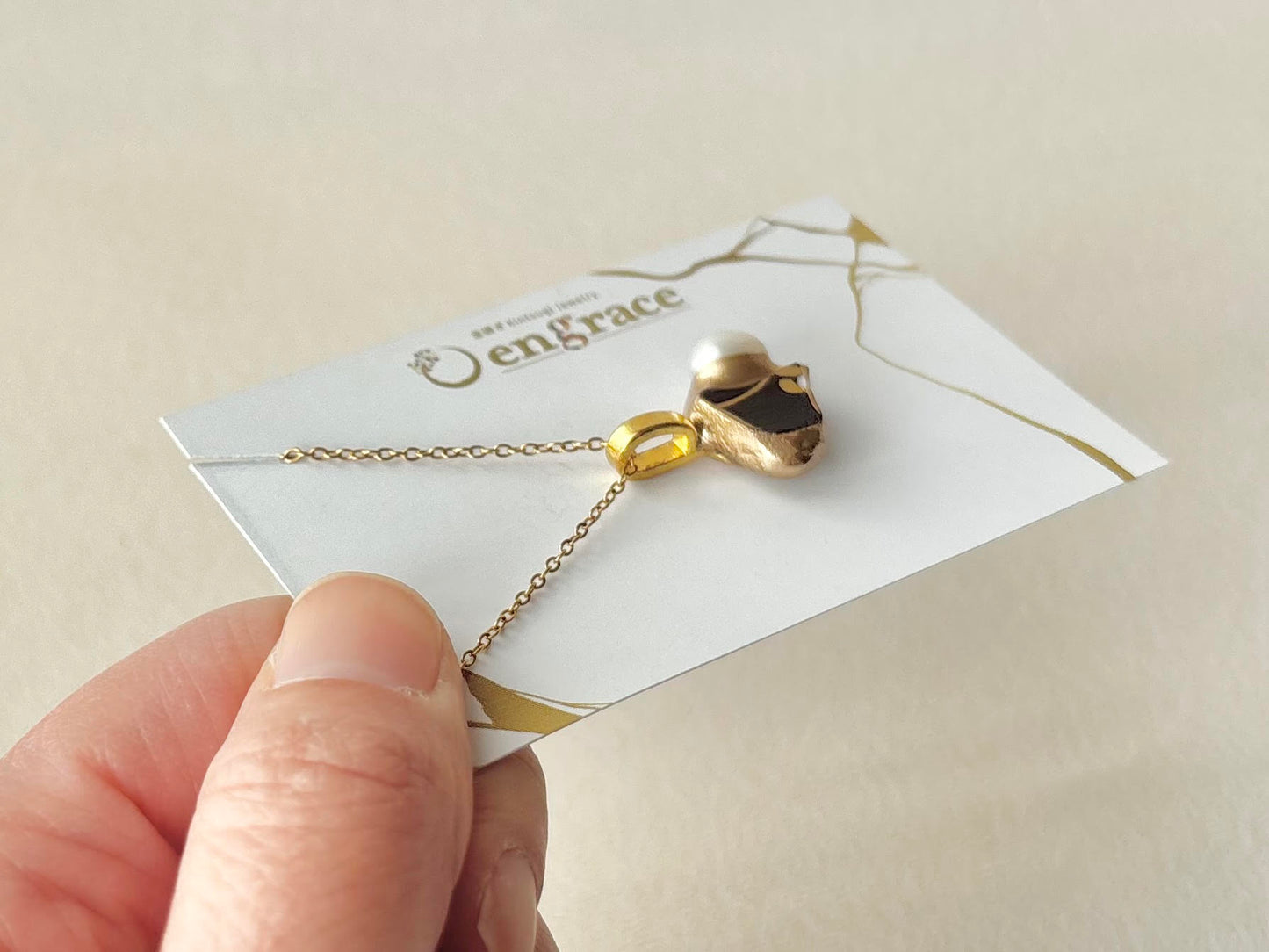 京焼　金継ぎ　ネックレス　サージカルステンレスチェーン　アレルギー対応　18K　黒　淡水パール　天然石　伝統工芸　＃442