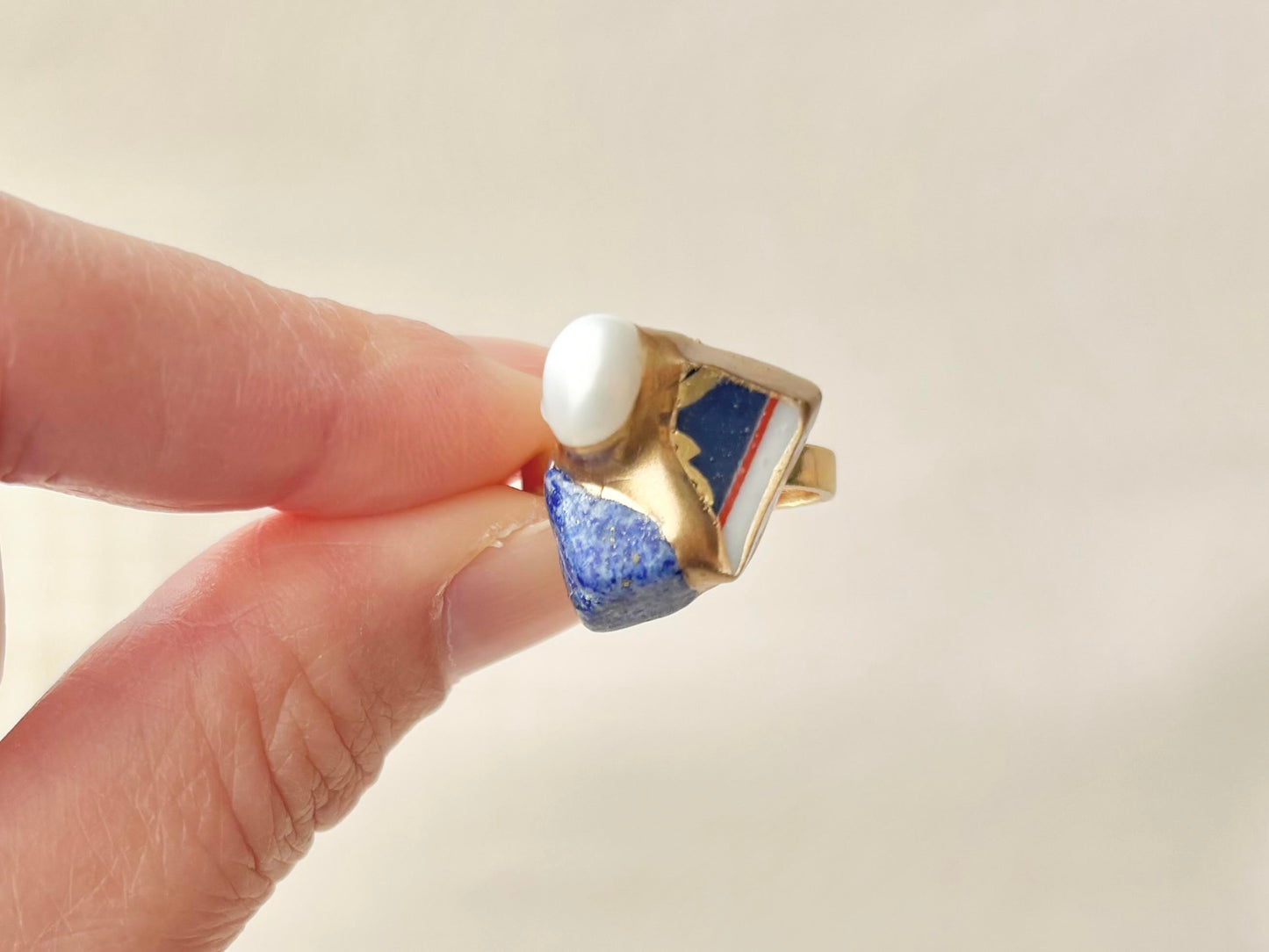 有田焼　金継ぎ　リング　ステンレス　18Kコーティング　フリーサイズ　リーフ柄 　ラピスラズリ　淡水パール　天然石　伝統工芸　＃460
