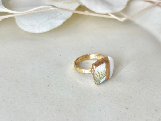 有田焼　金継ぎ　リング　ステンレス　18Kコーティング　フリーサイズ　花柄 　マザーオブパール　天然石　伝統工芸　＃461