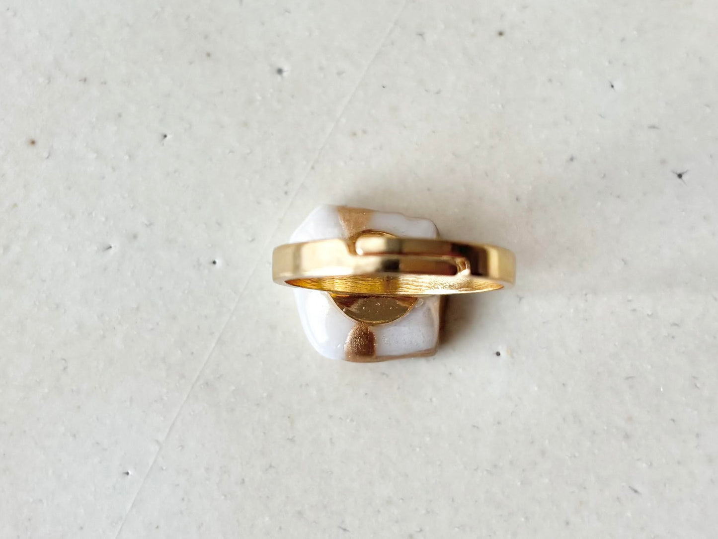 有田焼　金継ぎ　リング　ステンレス　18Kコーティング　フリーサイズ　花柄 　マザーオブパール　天然石　伝統工芸　＃461