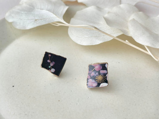 【金具が選べる】京焼　金継ぎ　ピアス　イヤリング　黒　ピンク　花柄　手書き　絵付け　伝統工芸　＃465