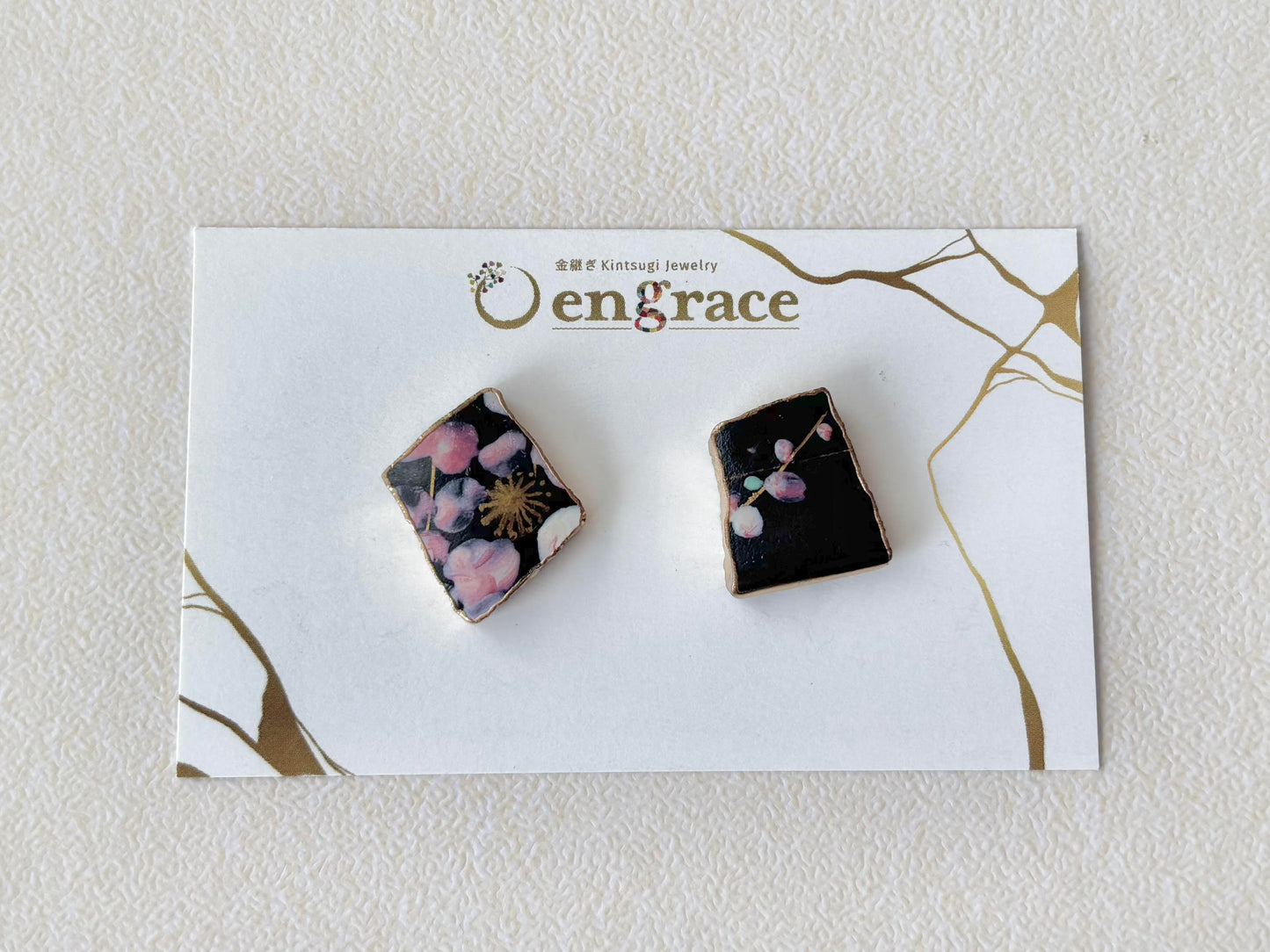 【金具が選べる】京焼　金継ぎ　ピアス　イヤリング　黒　ピンク　花柄　手書き　絵付け　伝統工芸　＃465