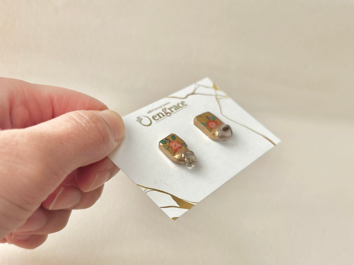 【金具が選べる】有田焼　金継ぎ　ピアス　イヤリング　ゴールド　花柄　リーフ柄　ゴールドルチルクォーツ　天然石　伝統工芸　＃471