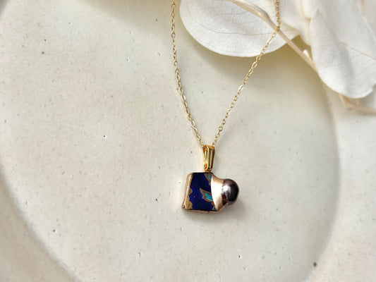 有田焼　金継ぎ　ネックレス　サージカルステンレスチェーン　アレルギー対応　18K　青　リーフ柄　淡水パール　天然石　伝統工芸　＃479