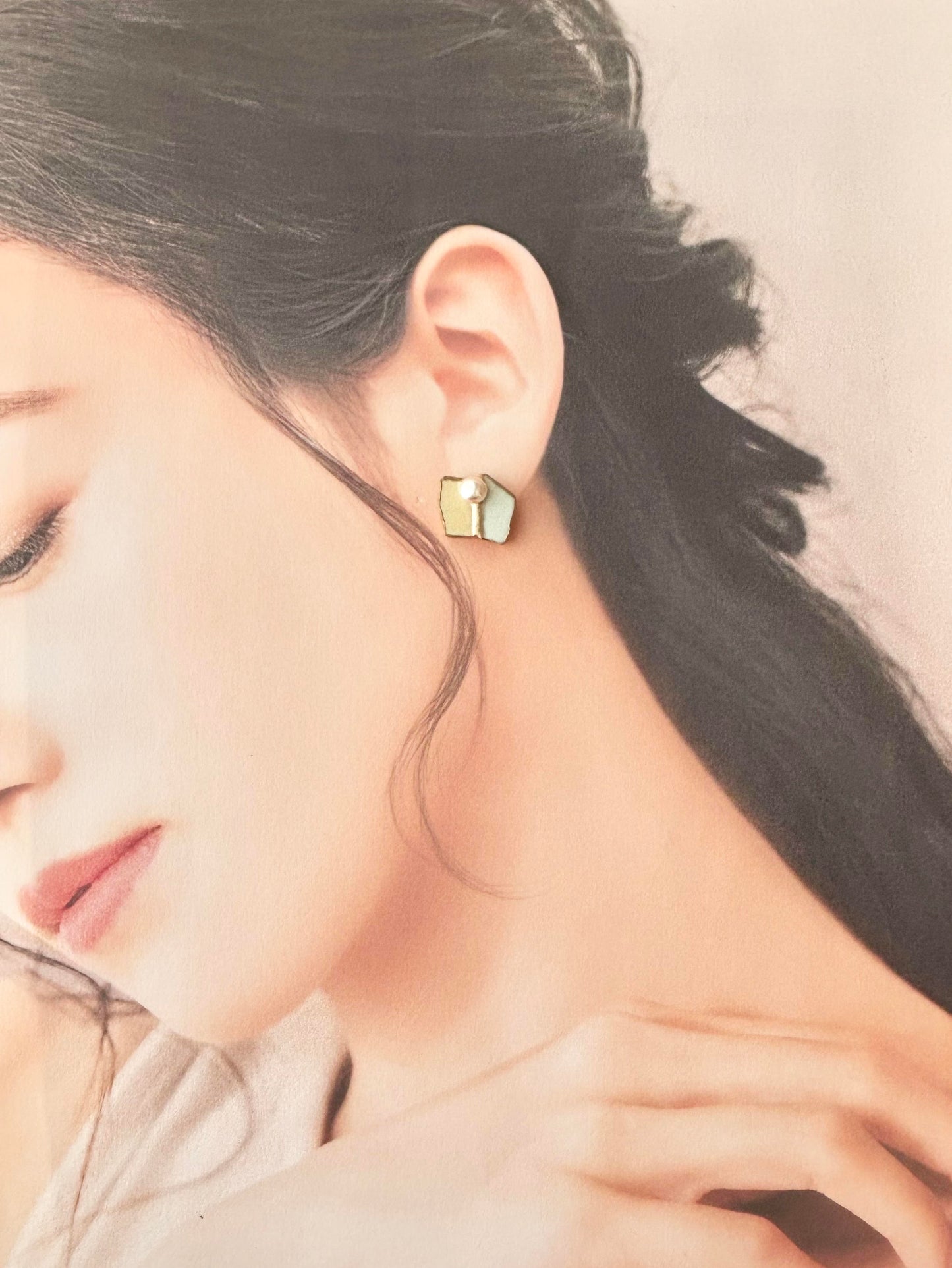 京焼 　金継ぎ　サージカルステンレスピアス　黄色　白　淡水パール　天然石　伝統工芸　＃487