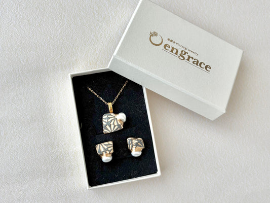 京焼　金継ぎ　ネジバネ式イヤリング・ネックレスセット　グレー　花柄　淡水パール　伝統工芸　天然石　＃494