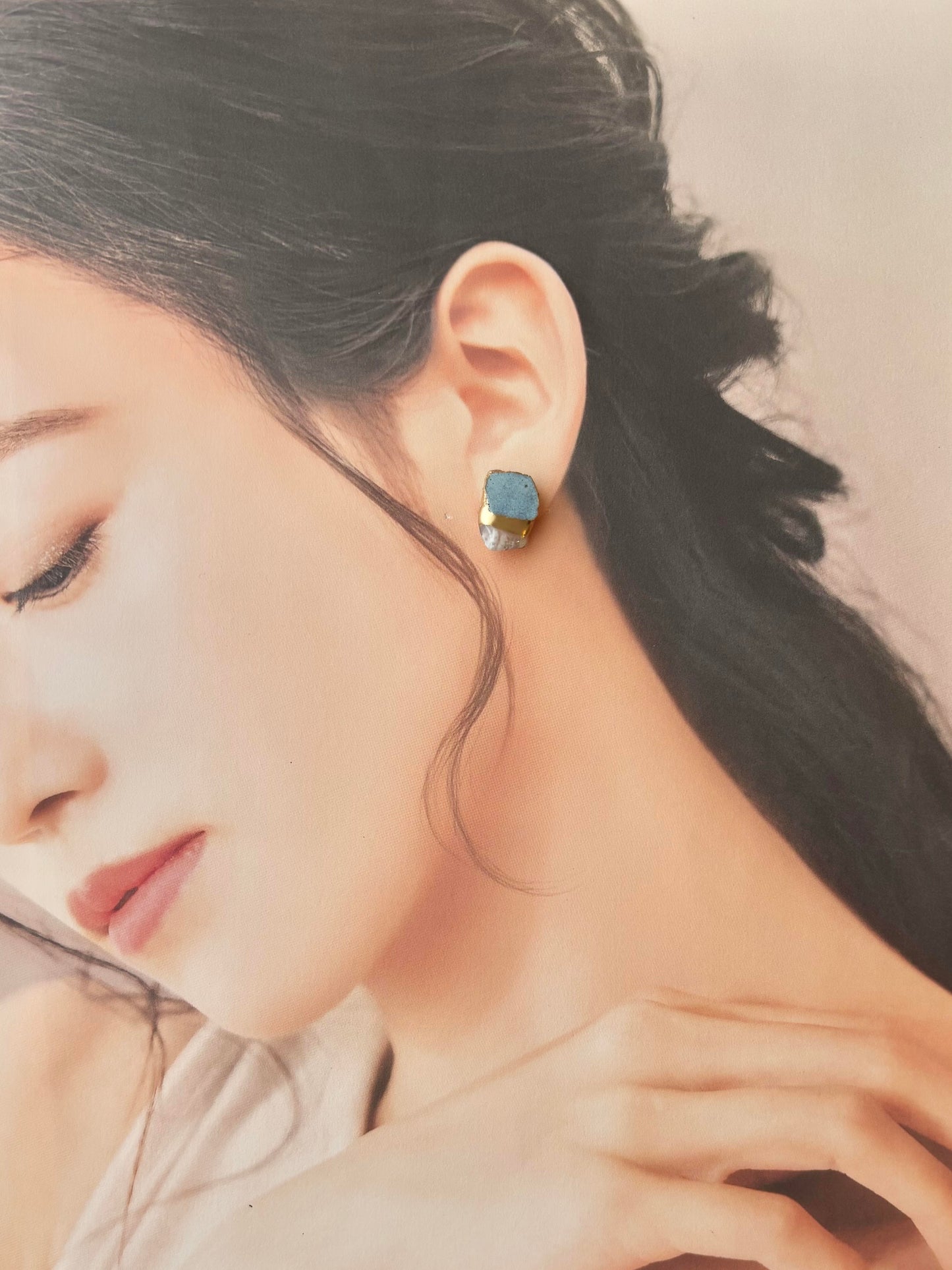 萩焼　金継ぎ　サージカルステンレスピアス　水色　ブルーレースアゲート　天然石　 伝統工芸　＃496