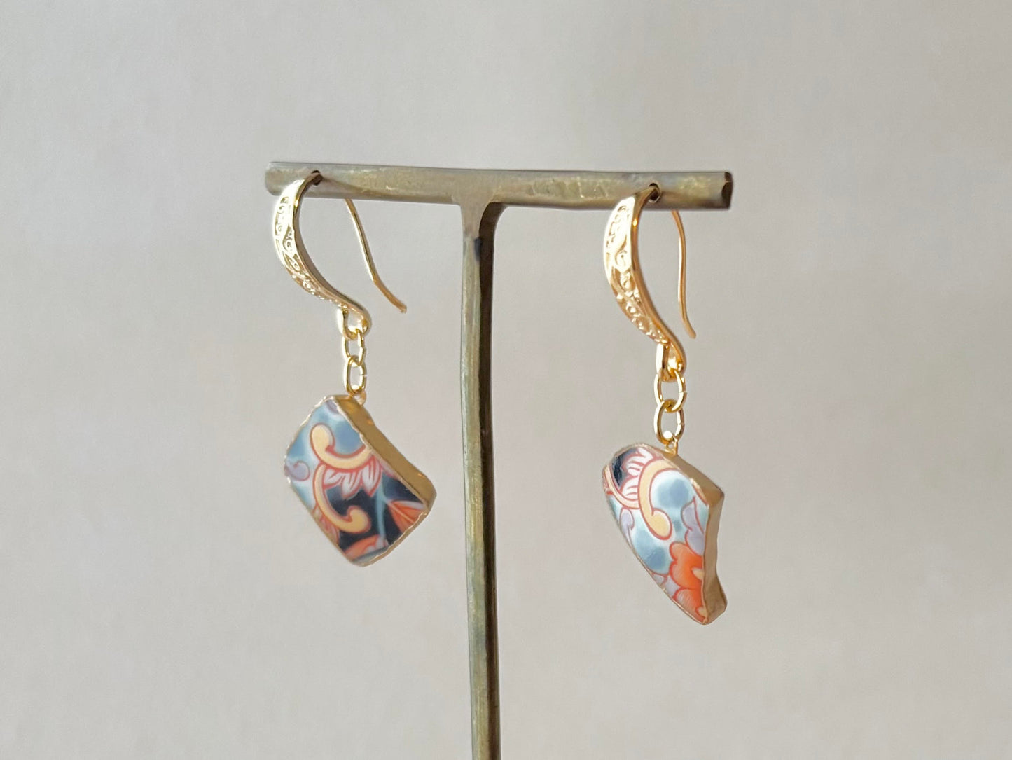 Kyoto Ware (Kyoyaki) Kintsugi 14KGF Pierced Earrings, Hand-painted, Flower Pattern, Purple, Dangling, Traditional Craft, #485