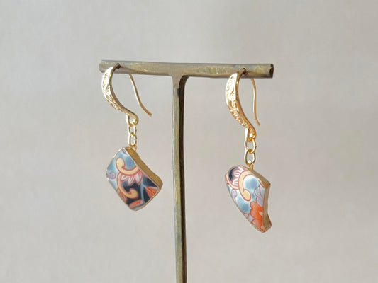 有田焼 　金継ぎ　14KGFピアス　オレンジ　リーフ柄　揺れる　伝統工芸　＃498