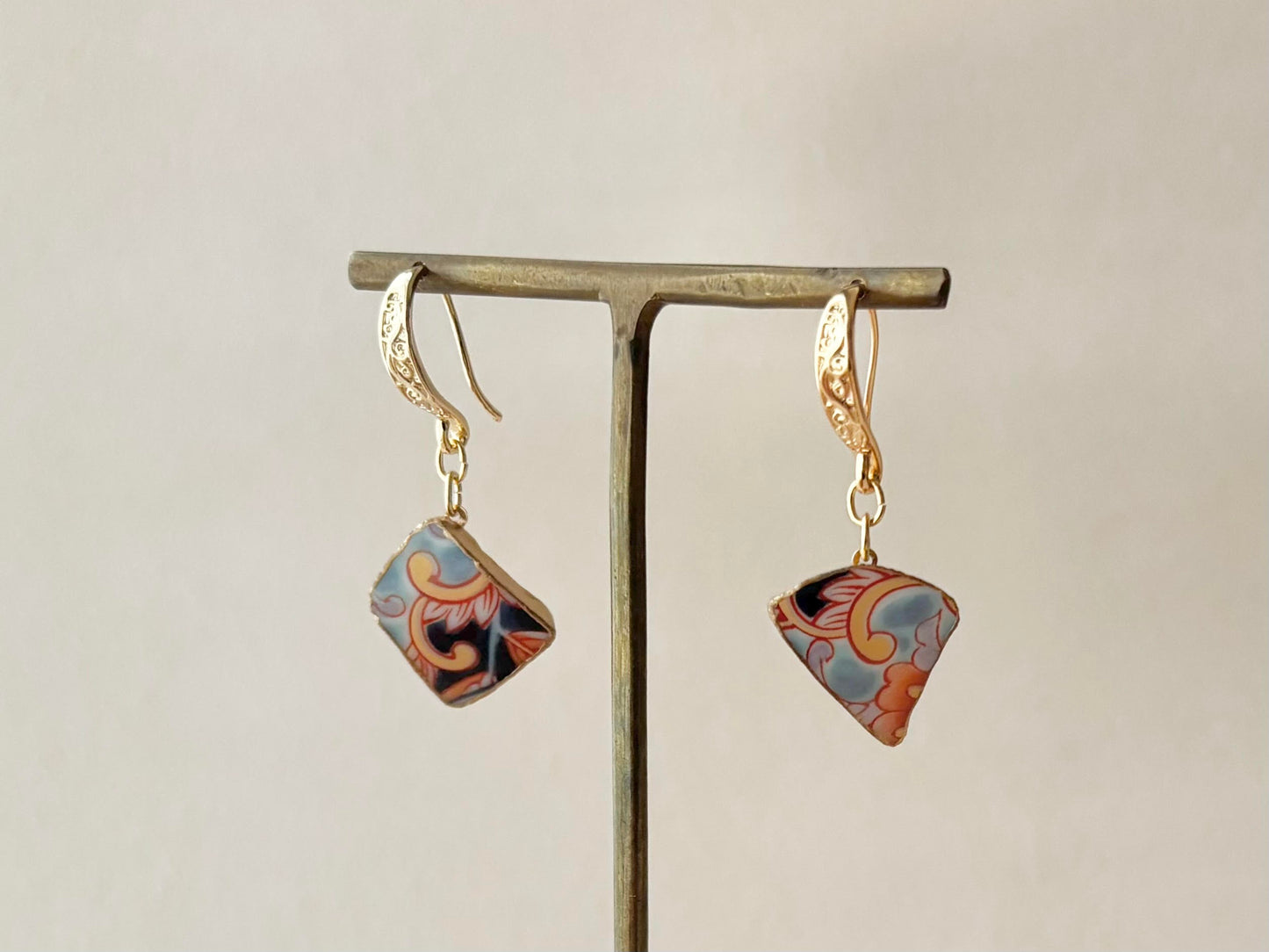 Kyoto Ware (Kyoyaki) Kintsugi 14KGF Pierced Earrings, Hand-painted, Flower Pattern, Purple, Dangling, Traditional Craft, #485