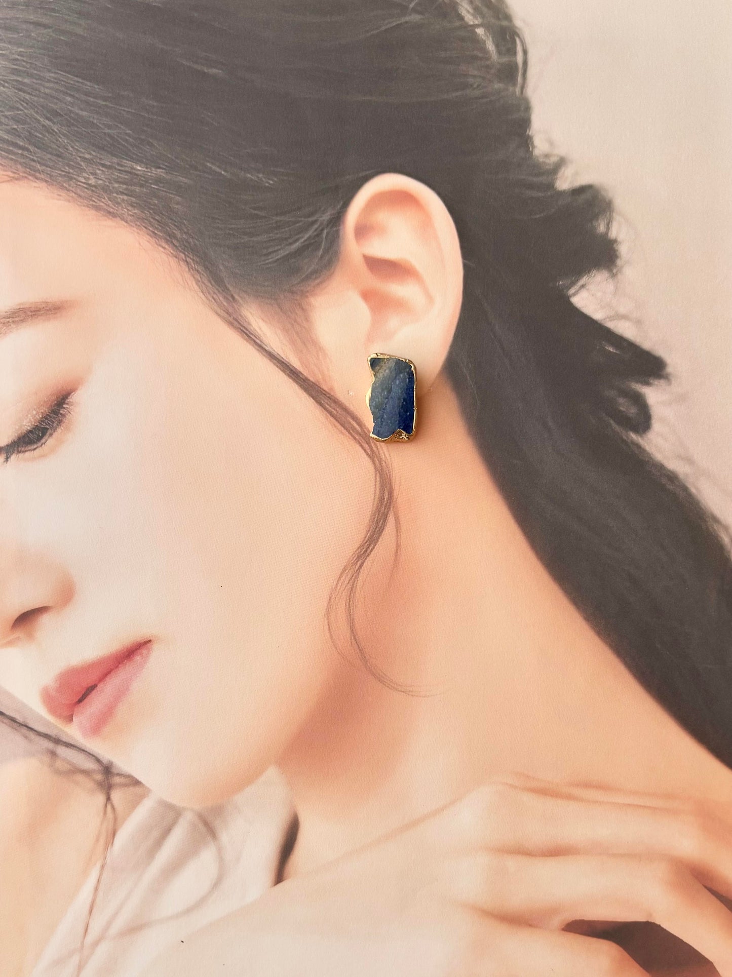 萩焼　金継ぎ　サージカルステンレスピアス　深い青色　伝統工芸　＃502