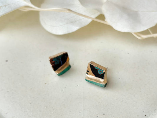 有田焼 　金継ぎ　サージカルステンレスピアス　リーフ柄　黒　マラカイト　天然石　伝統工芸　＃504