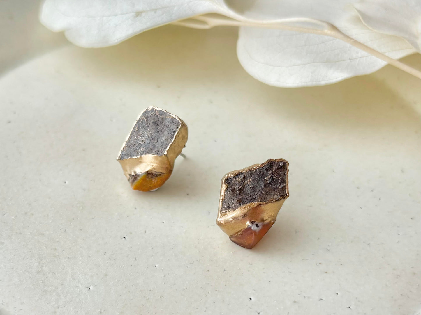 Bizen Ware Kintsugi Earrings - Surgical Stainless Steel Posts, Brown, Freshwater Pearls, Dangle style, Natural Stones, Traditional Crafts #377