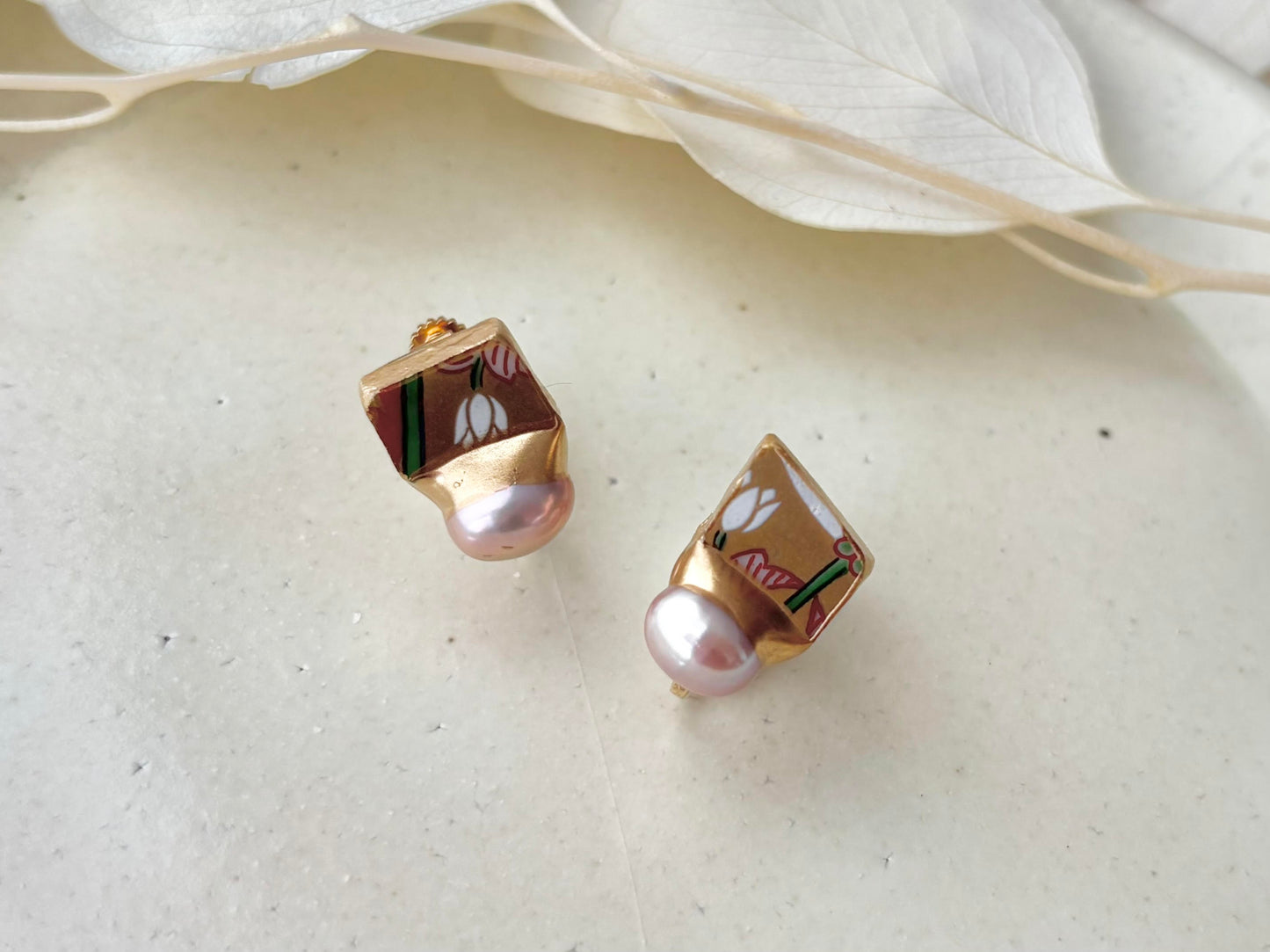 伊万里烧 Kintsugi 钛耳环 金红玉髓