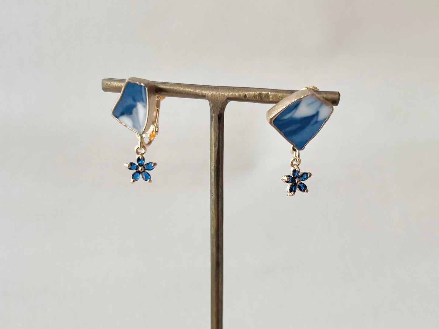 Hagi Ware Kintsugi Screw-Back Clip-On Earrings, Blue, Dangling, Traditional Craft, #489