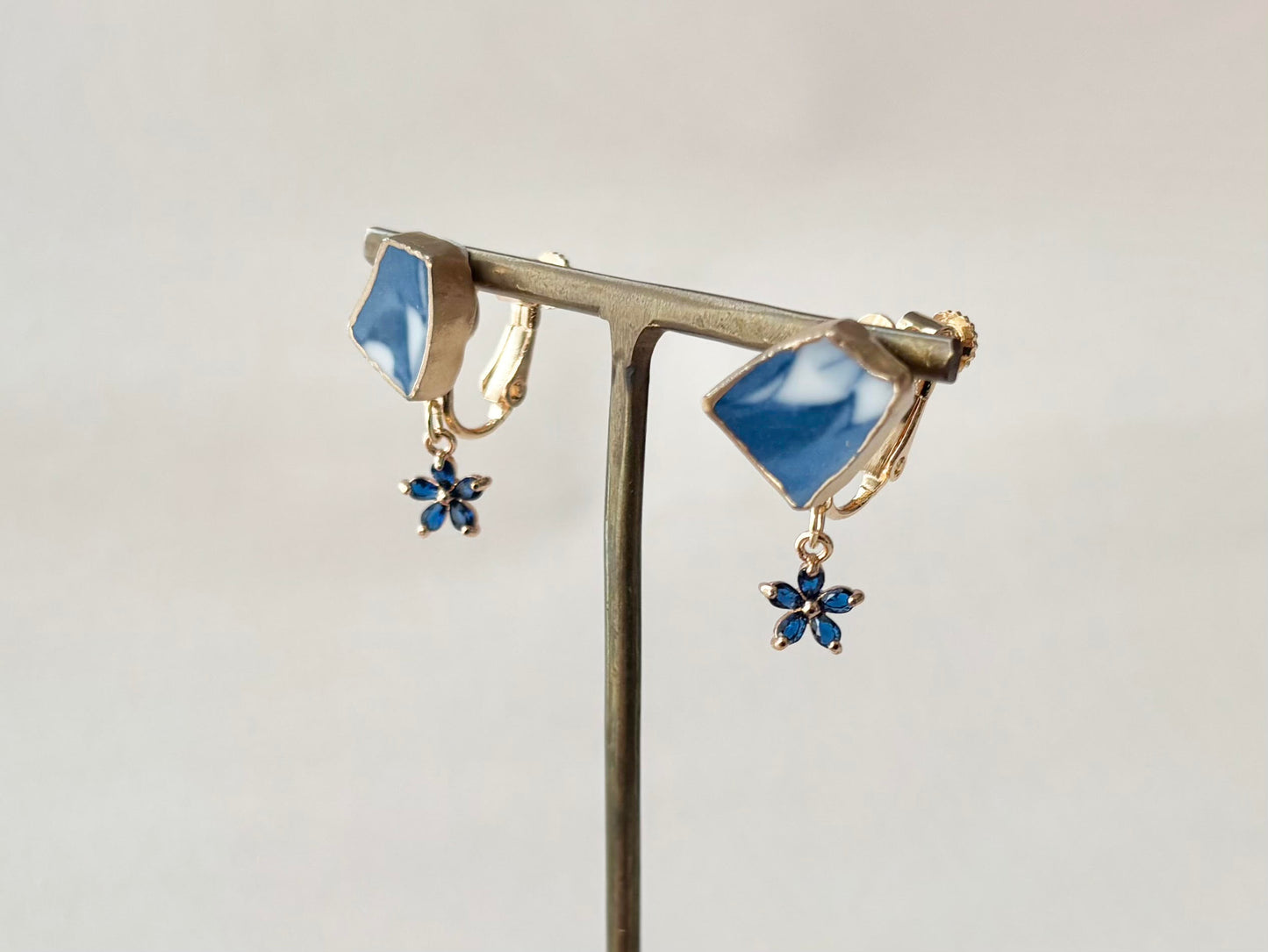 Hagi Ware Kintsugi Screw-Back Clip-On Earrings, Blue, Dangling, Traditional Craft, #489