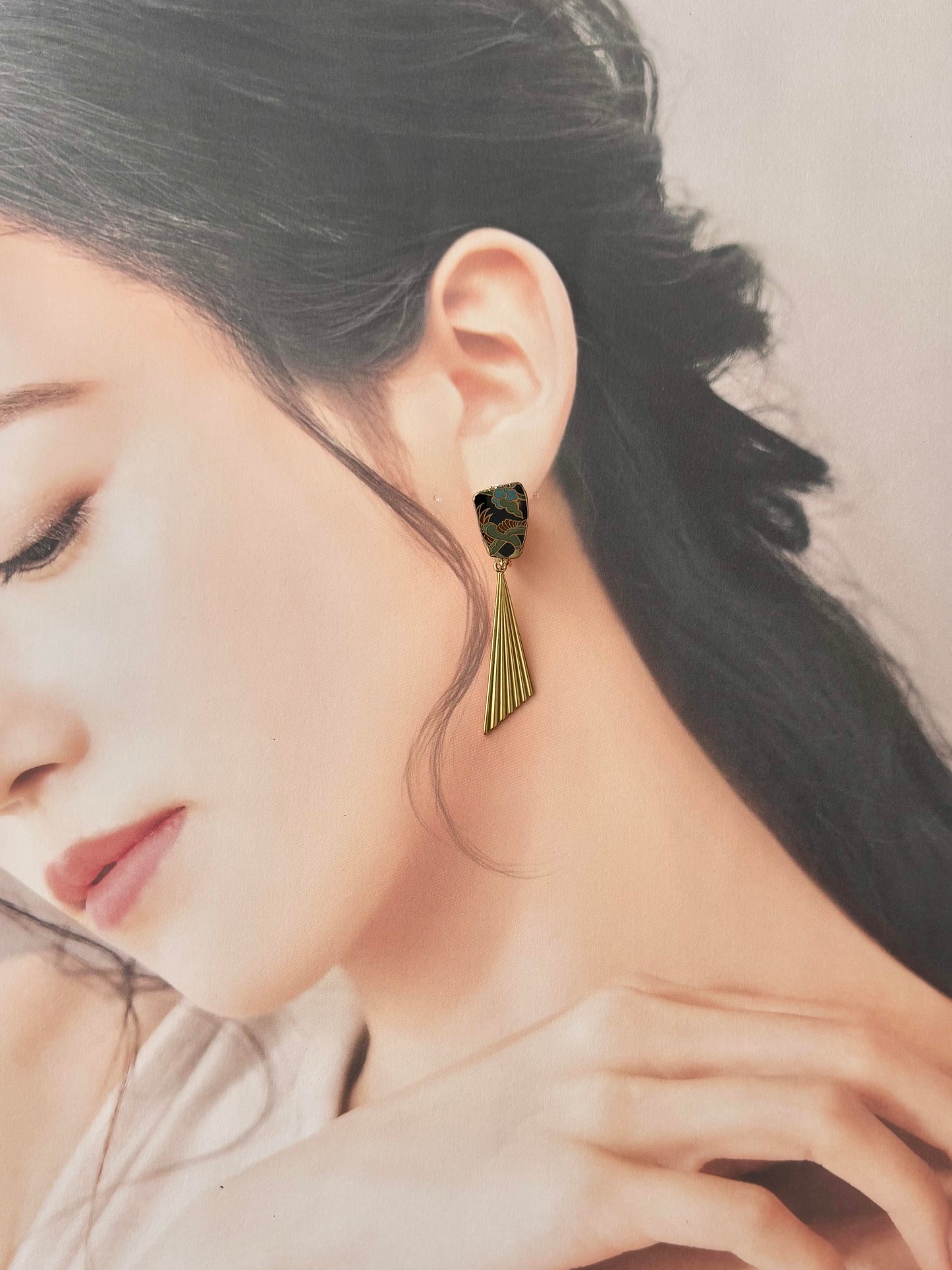 有田焼 　金継ぎ　ネジバネ式イヤリング　和柄　揺れる　伝統工芸　＃514