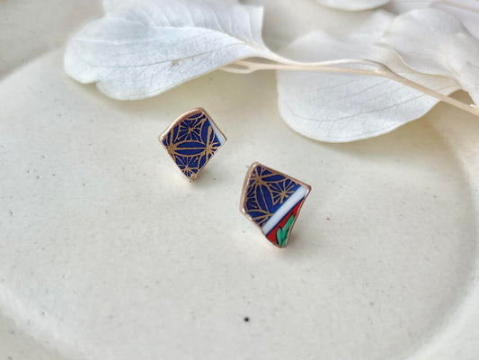 【Fittings Selection Available】Arita Ware Kintsugi Pierced Earrings / Clip-on Earrings, White, Flower Pattern, Leaf Pattern, Traditional Craft, #478