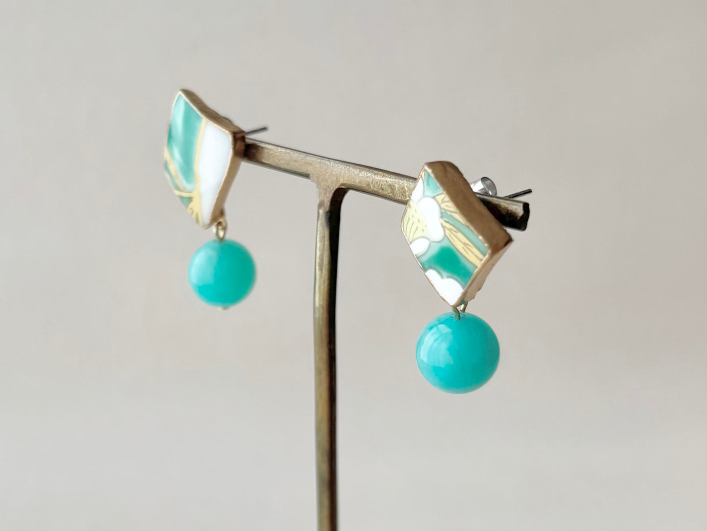 Arita Ware (Enzaemon Kiln) Kintsugi Surgical Stainless Steel Pierced Earrings, Hand-painted, Japanese Pattern, Dangling, Traditional Craft, #486