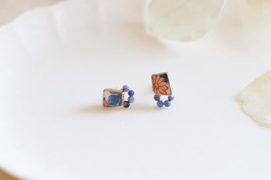 有田焼 　金継ぎ　サージカルステンレスピアス　花柄　リーフ柄　青　ラピスラズリ　天然石　伝統工芸　＃580