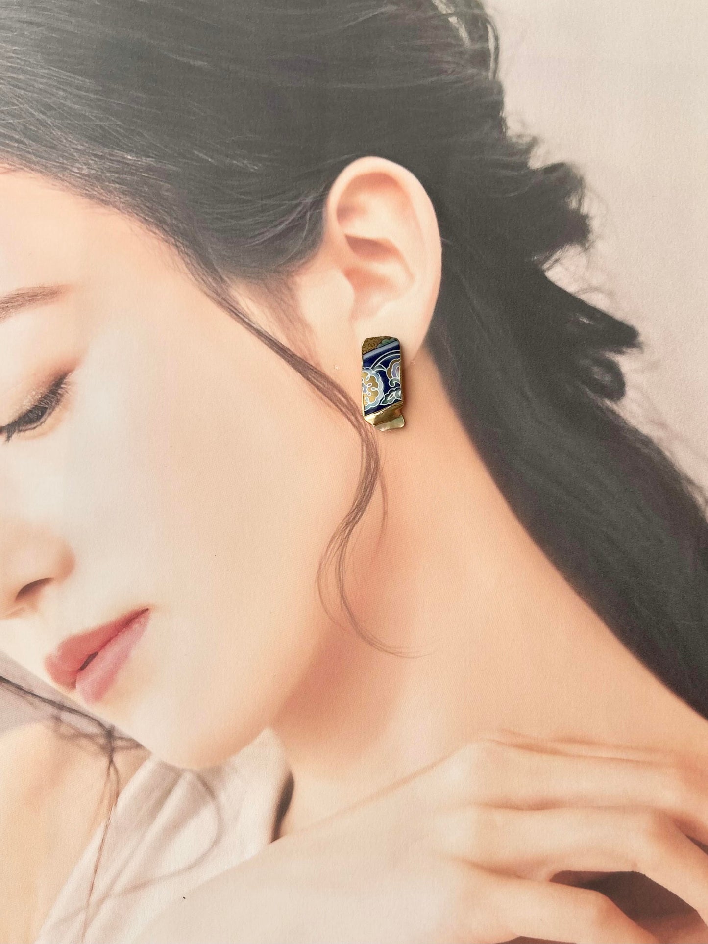 有田焼 　金継ぎ　サージカルステンレスピアス　花柄　和柄　シェルストーン　天然石　伝統工芸　＃589