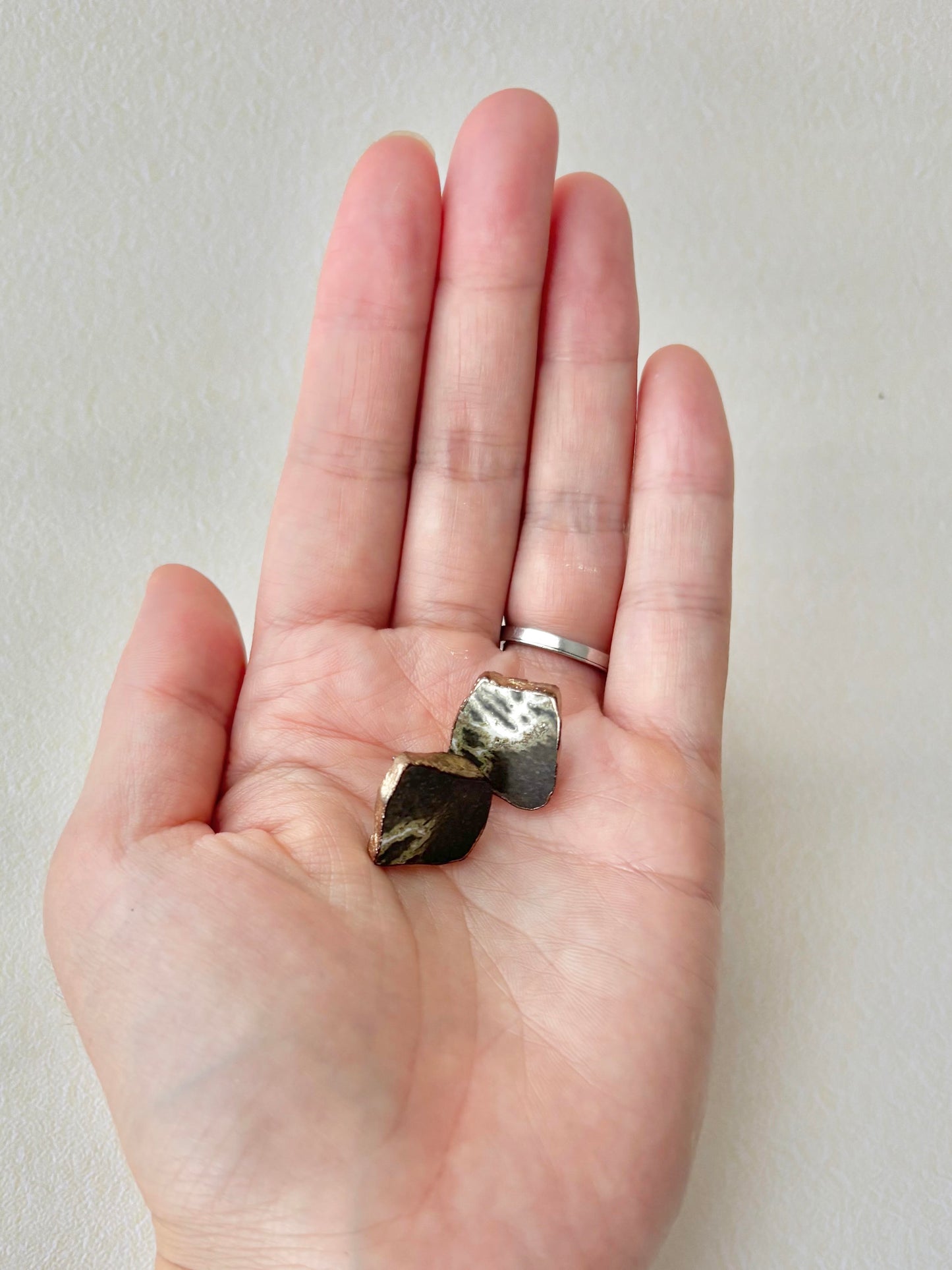 京焼 　金継ぎ　サージカルステンレスピアス　伝統工芸　＃596