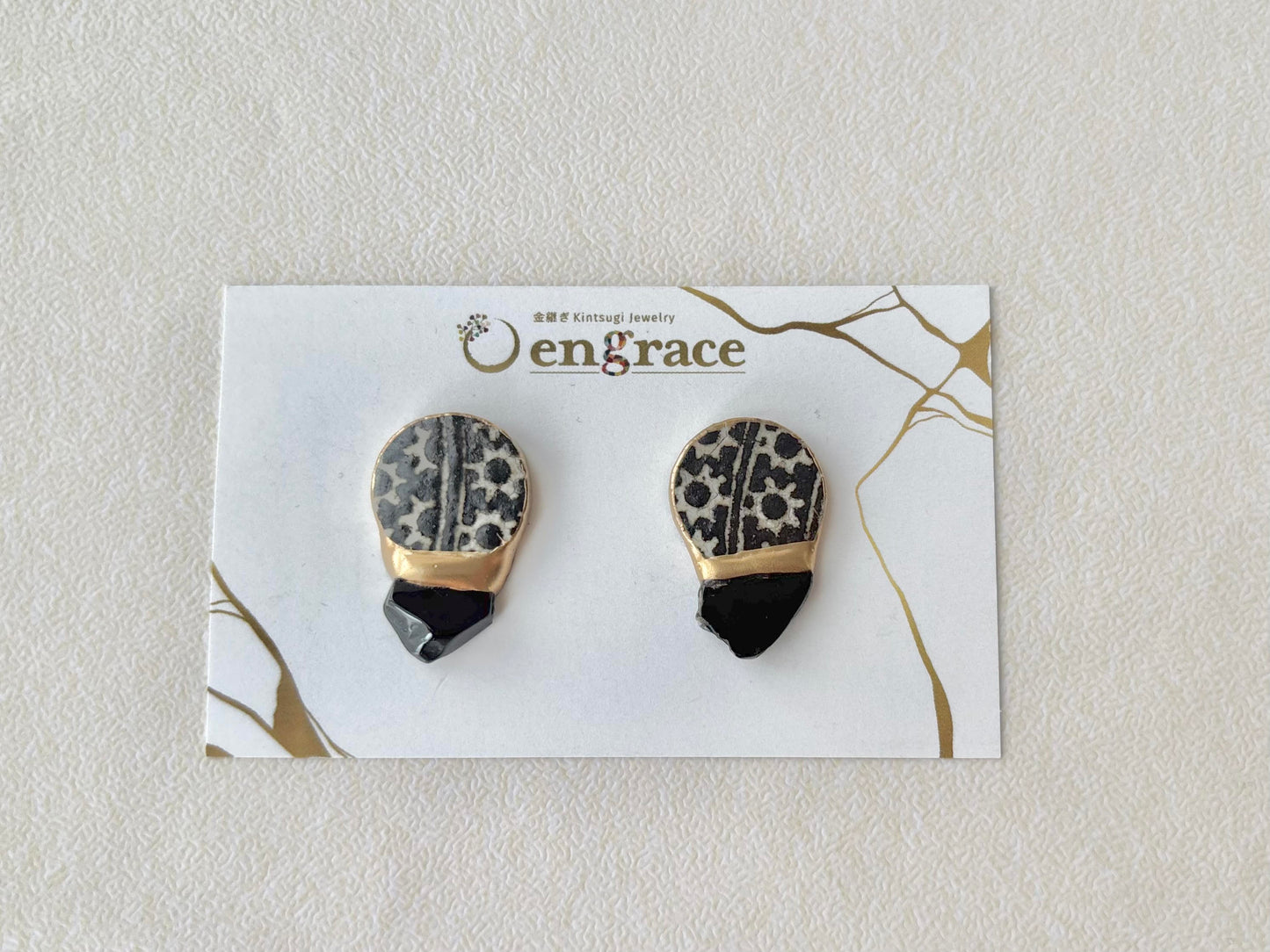 【Hardware Customizable】 Hagi ware - Kintsugi - Earrings (Pierced or Clip-on) - Deep Indigo Blue - Freshwater Pearl & Natural Stone - Traditional craft - #190