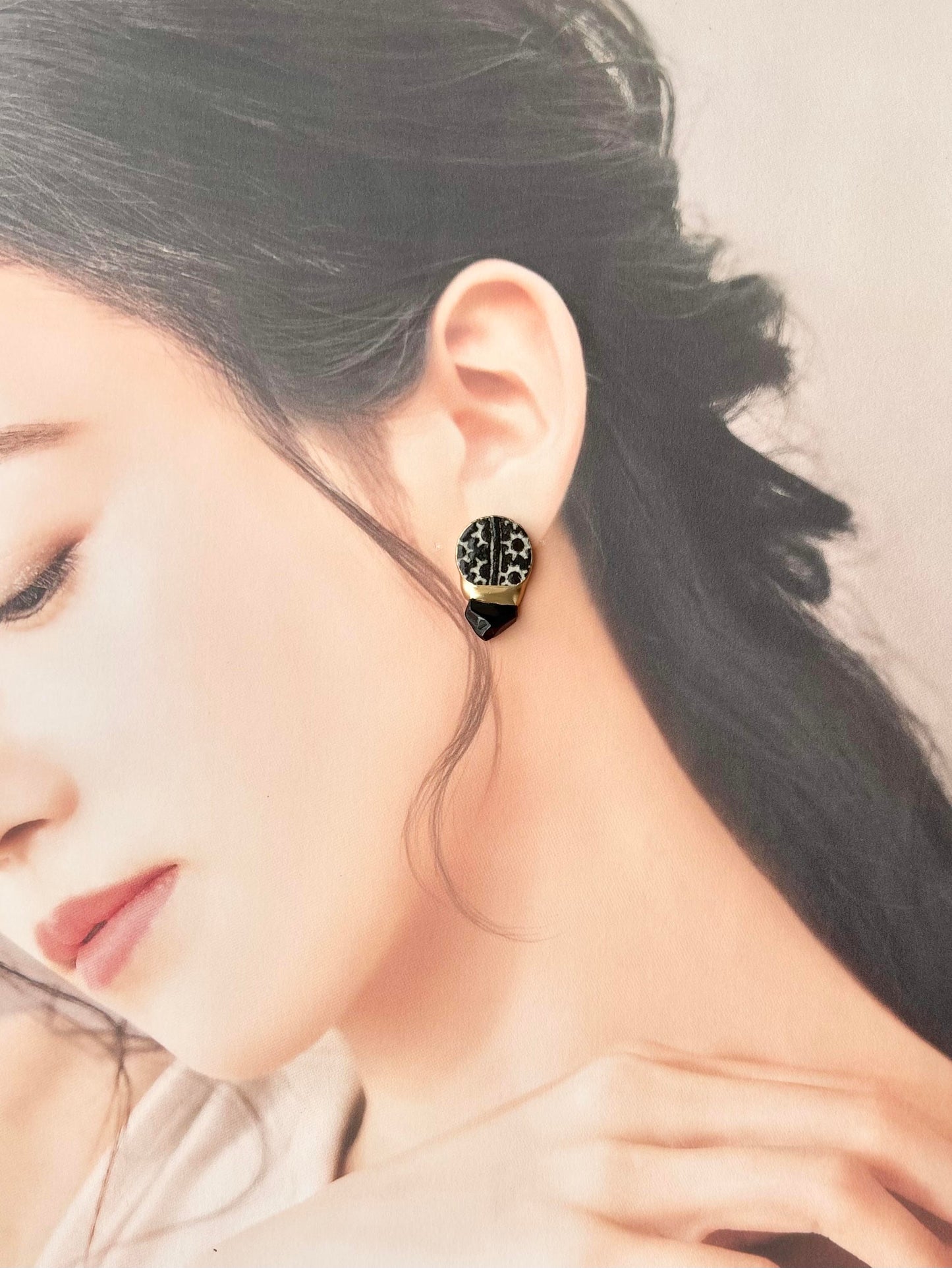 【Hardware Customizable】 Hagi ware - Kintsugi - Earrings (Pierced or Clip-on) - Deep Indigo Blue - Freshwater Pearl & Natural Stone - Traditional craft - #190