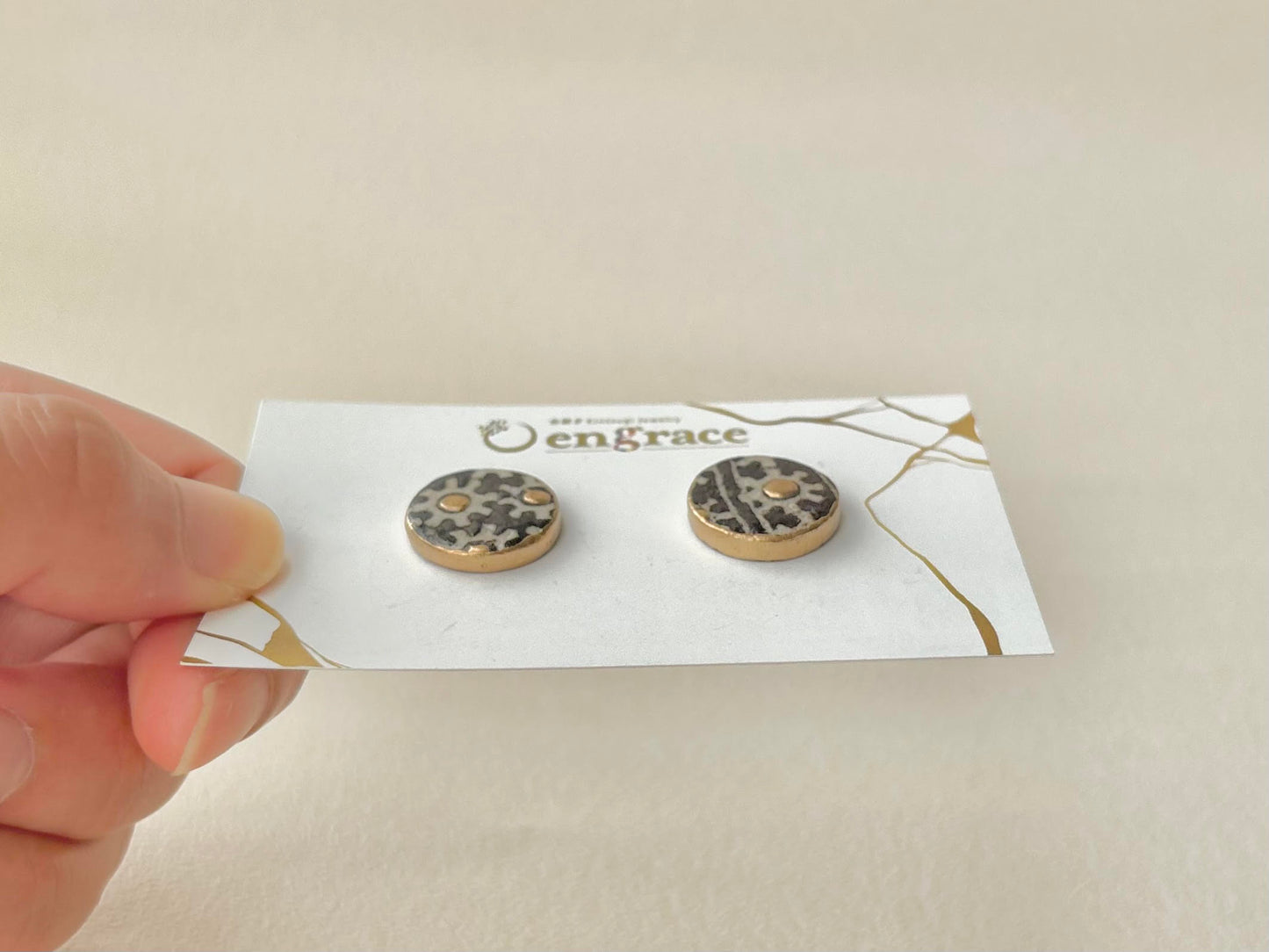 【金具が選べる】唐津焼　金継ぎ　ピアス　イヤリング　黒　白　三嶋文　伝統工芸　＃607