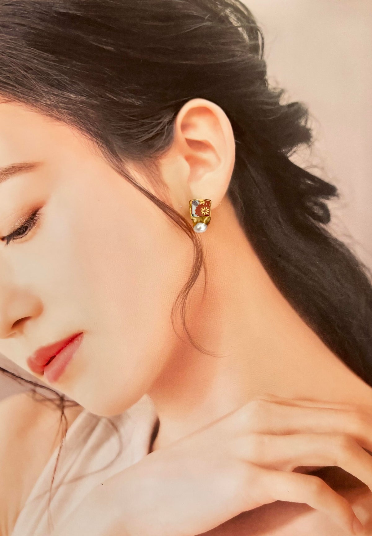 有田焼　金継ぎ　ネジバネ式イヤリング・ネックレスセット　赤　花柄　リーフ柄　淡水パール　伝統工芸　＃617