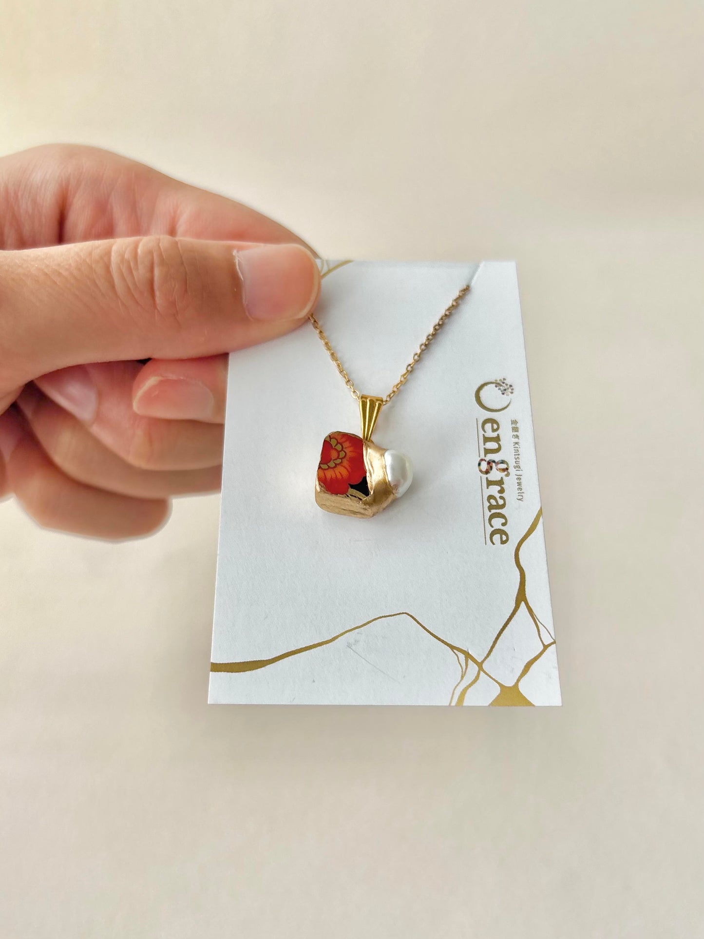 有田焼　金継ぎ　ネックレス　サージカルステンレスチェーン　アレルギー対応　18K　赤　花柄　淡水パール　伝統工芸　＃620