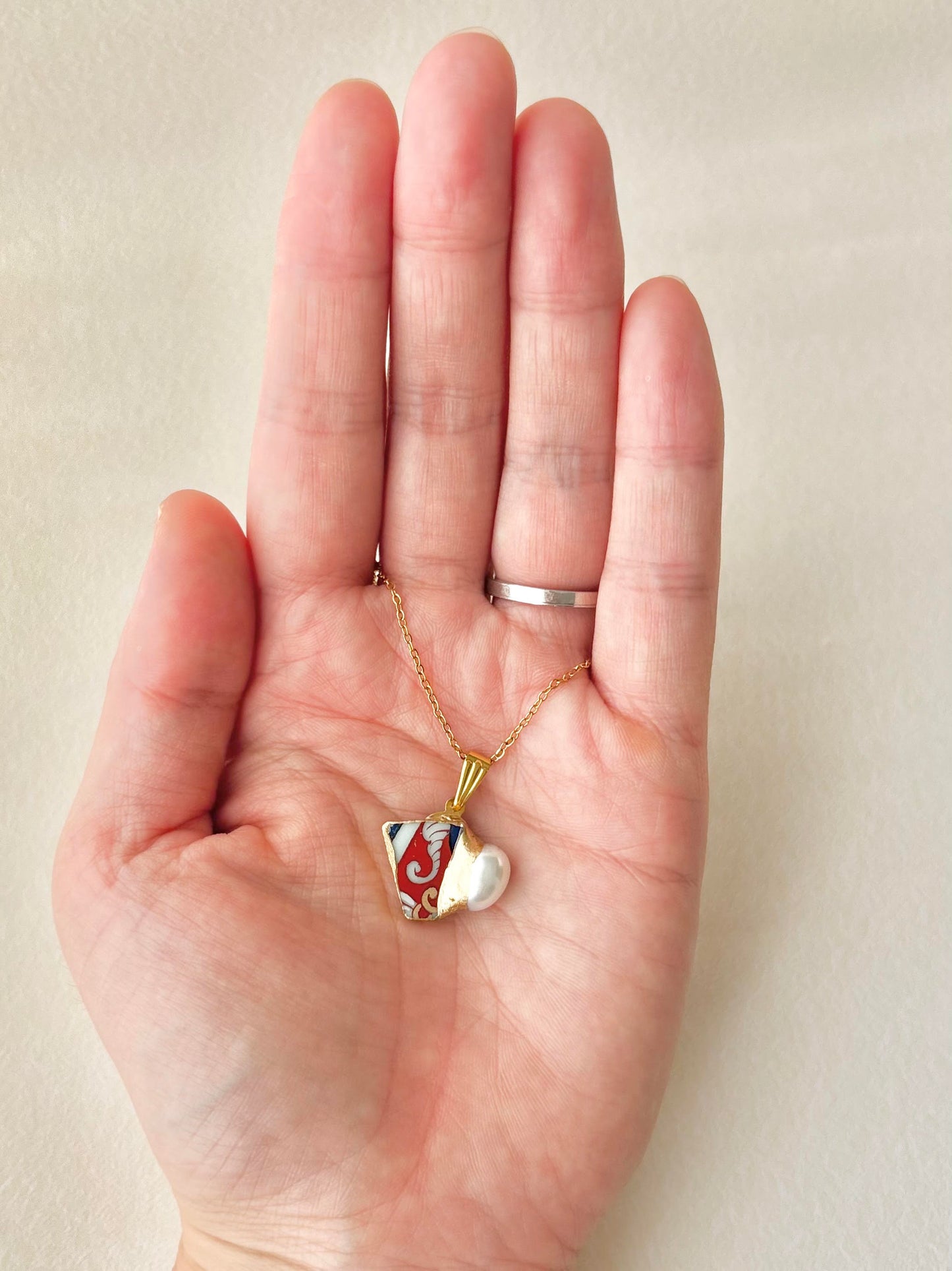 有田焼　金継ぎ　ネックレス　サージカルステンレスチェーン　アレルギー対応　18K　和柄　淡水パール　伝統工芸　＃621