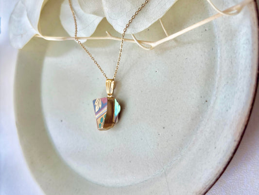 有田焼　金継ぎ　ネックレス　サージカルステンレスチェーン　アレルギー対応　18K　花柄　リーフ柄　シェル　天然石　伝統工芸　#624