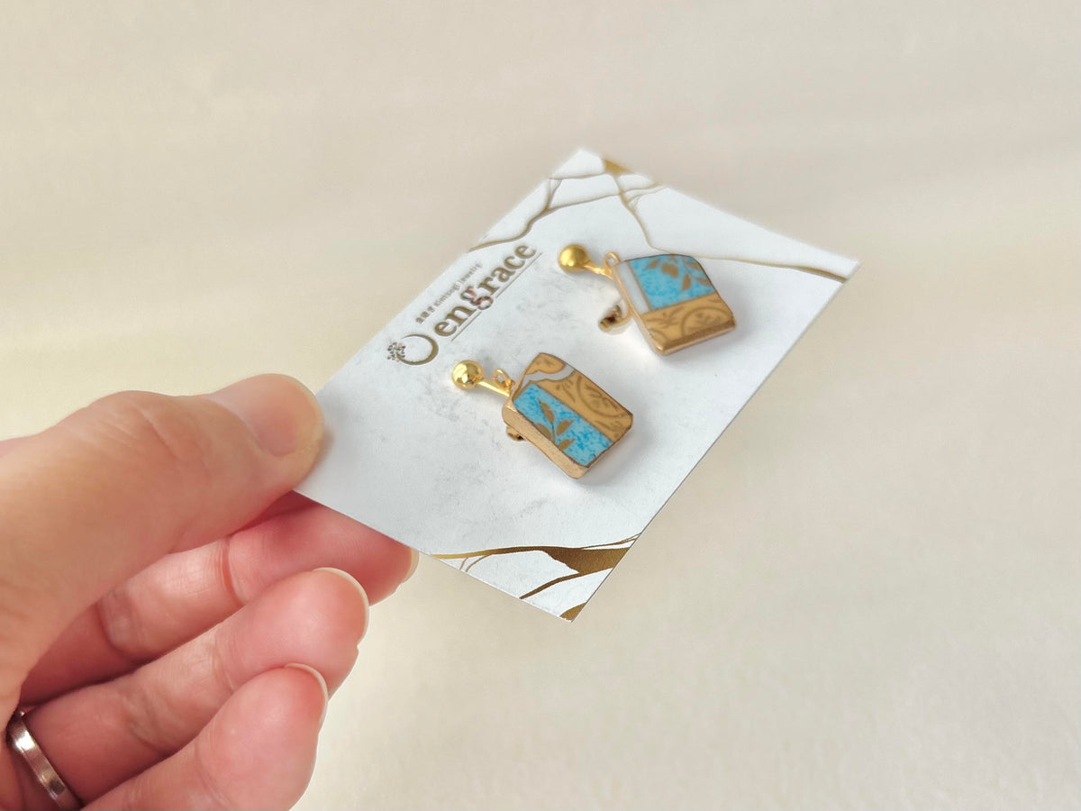 [Hardware Fixed] Arita Ware Kintsugi Earrings, Floral & Leaf Pattern, Japanese Traditional Pattern, Surgical Stainless Steel, #432