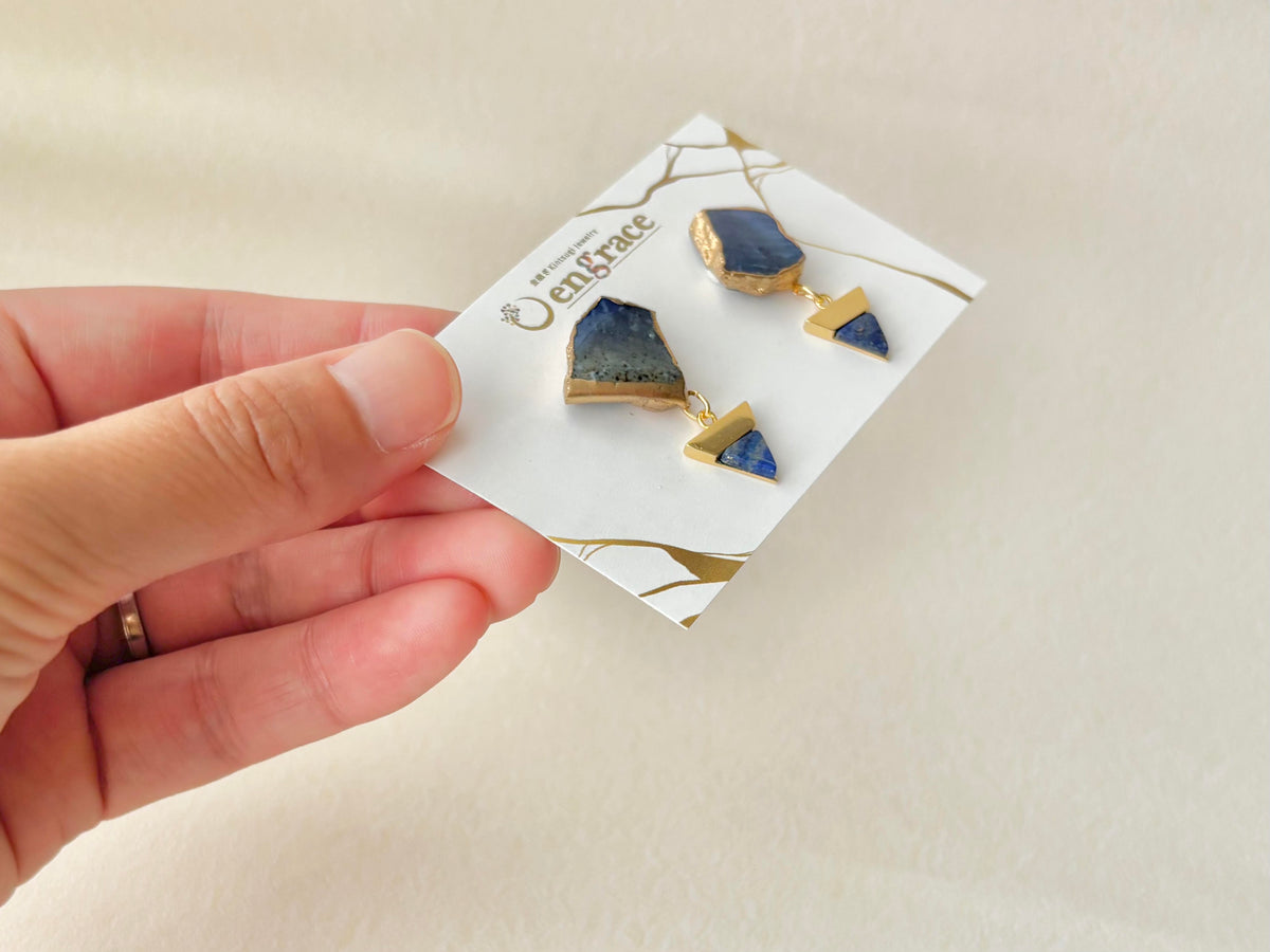 【金具が選べる】萩焼　金継ぎ　ピアス　イヤリング　藍色　ラピスラズリ　天然石　揺れる　伝統工芸　＃663