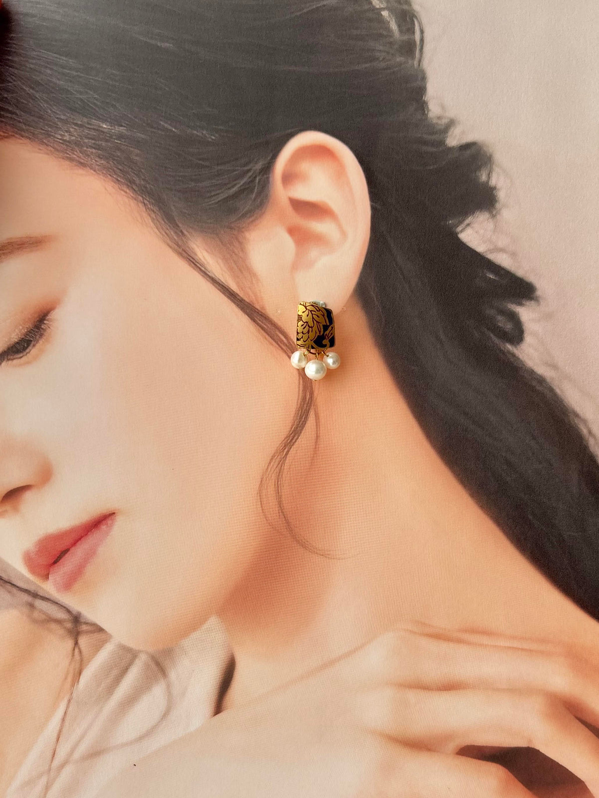 [Hardware Fixed] Arita Ware Kintsugi Earrings, Floral & Leaf Pattern, Japanese Traditional Pattern, Surgical Stainless Steel, #432