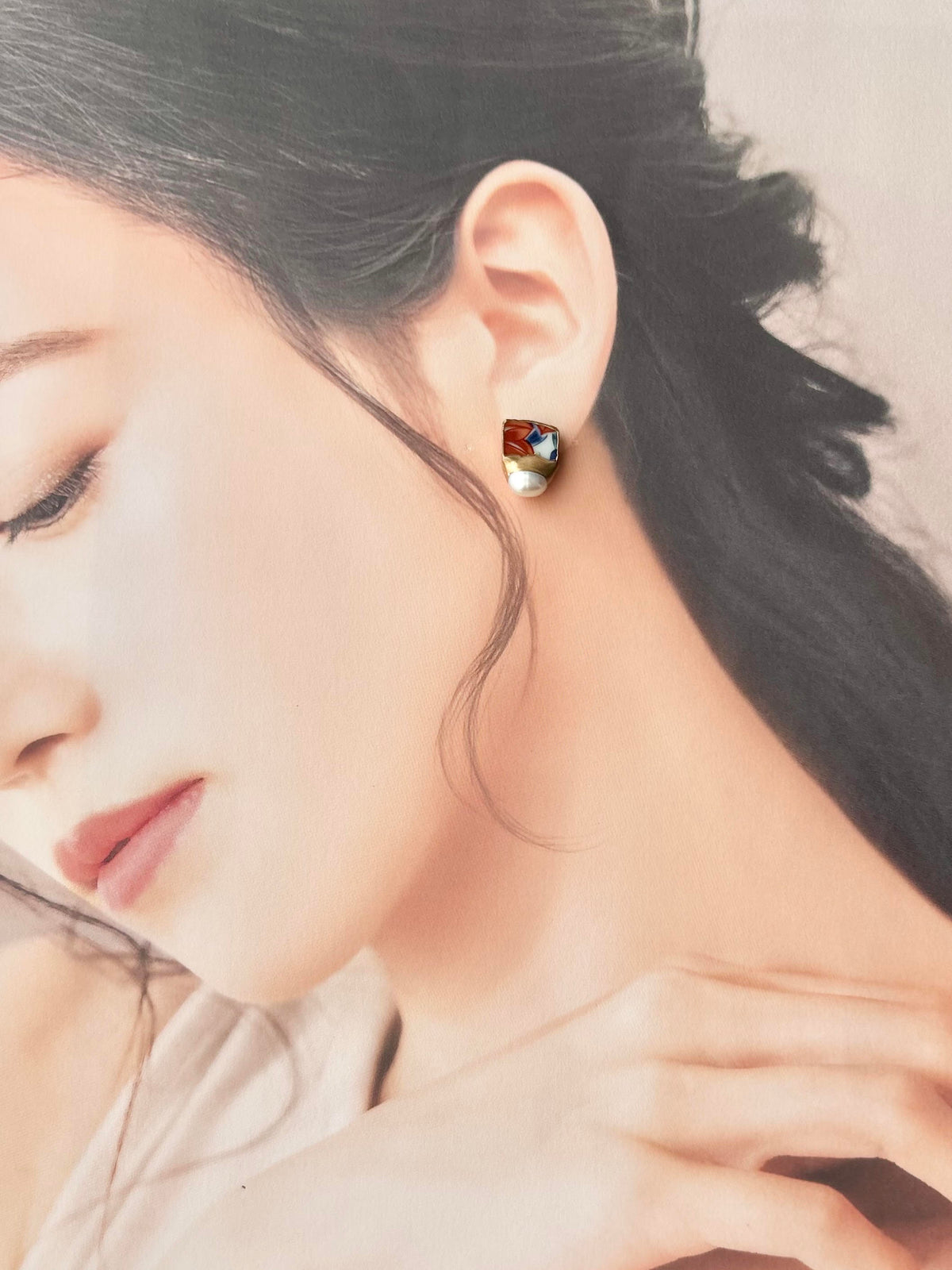 有田焼 　金継ぎ　サージカルステンレスピアス　赤　花柄　淡水パール　伝統工芸　＃678