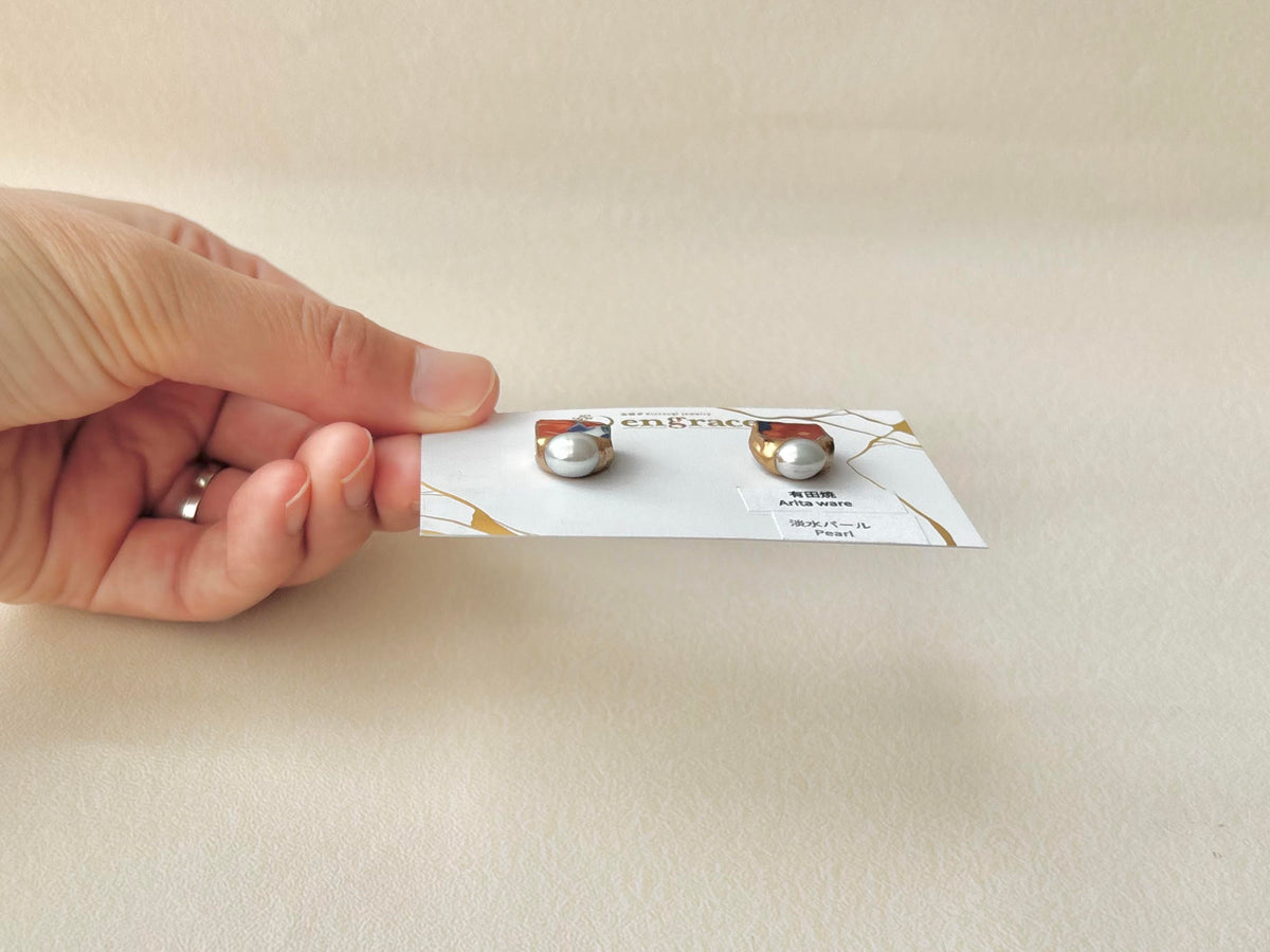 有田焼 　金継ぎ　サージカルステンレスピアス　赤　花柄　淡水パール　伝統工芸　＃678